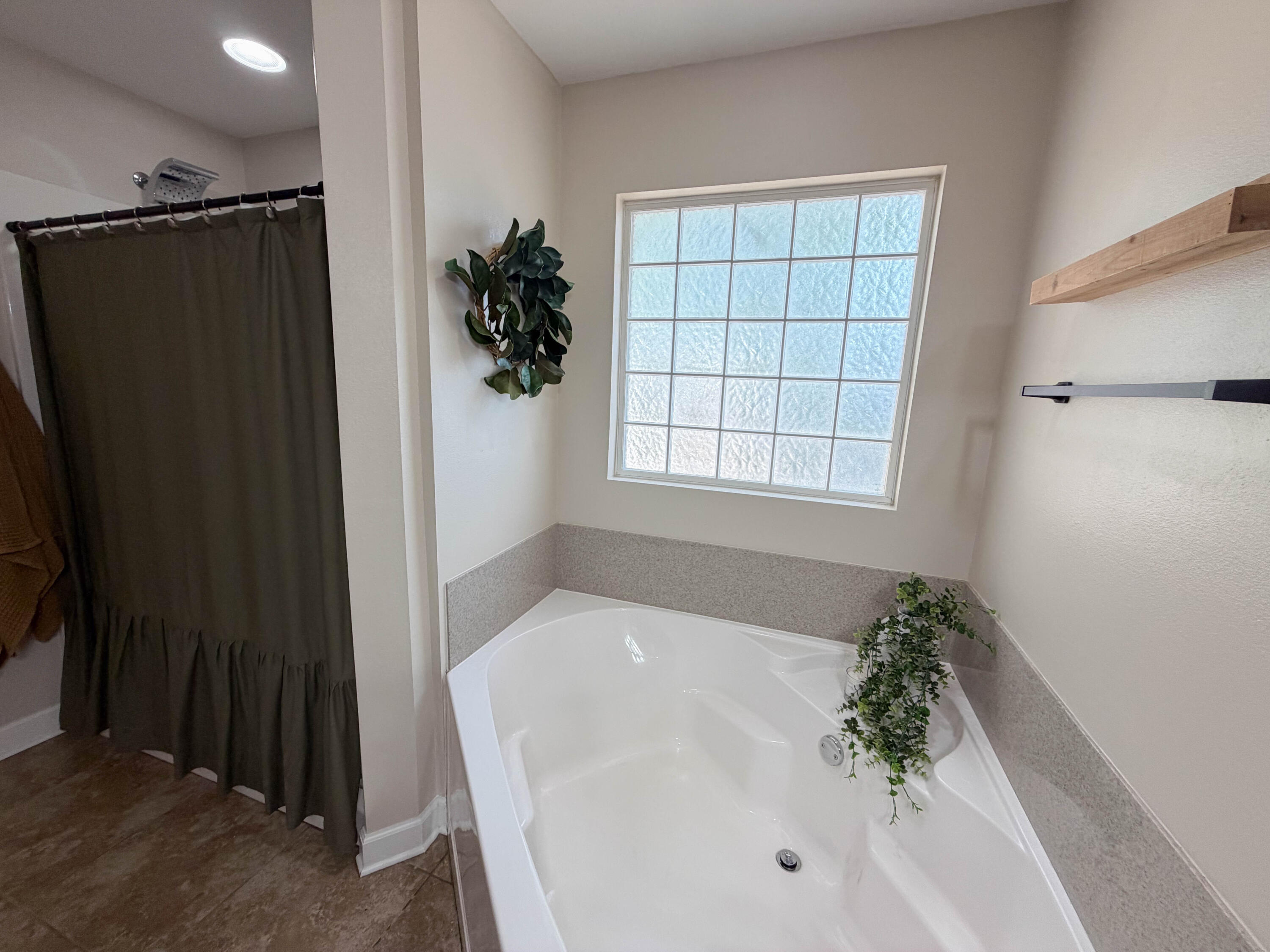 WYNNEHAVEN BEACH ESTATES - Residential