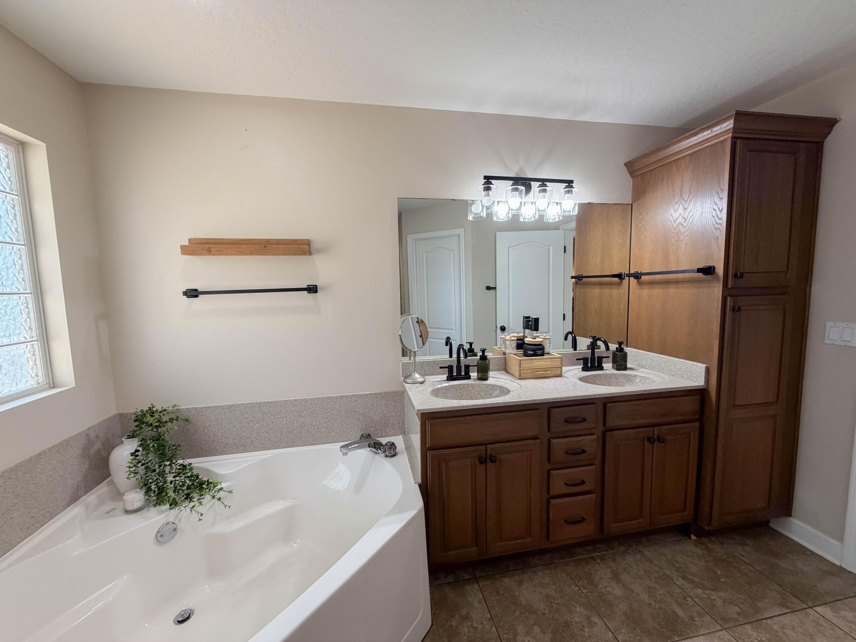WYNNEHAVEN BEACH ESTATES - Residential
