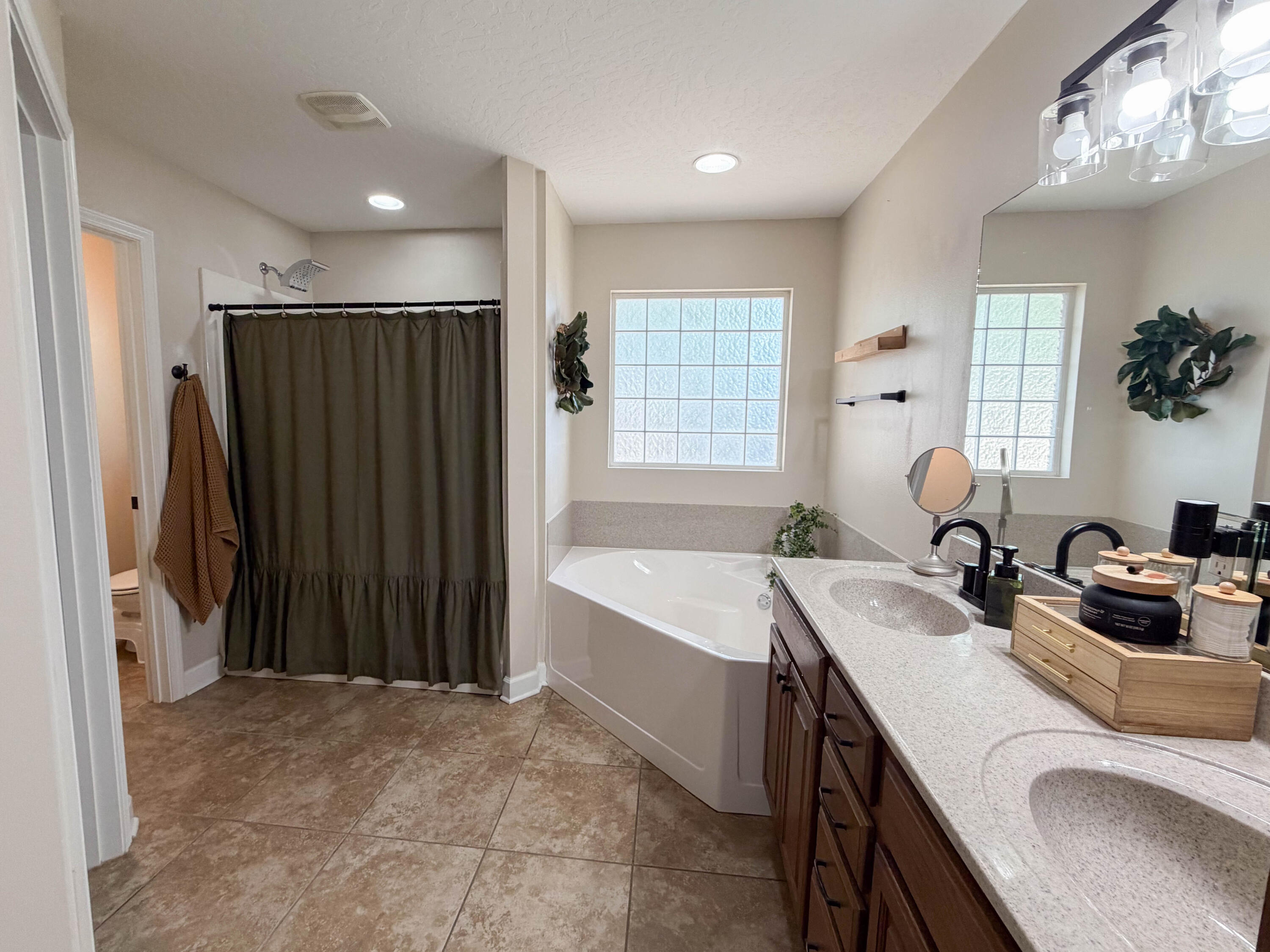 WYNNEHAVEN BEACH ESTATES - Residential