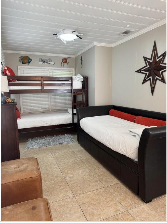 KISKA BEACH - Residential Lease