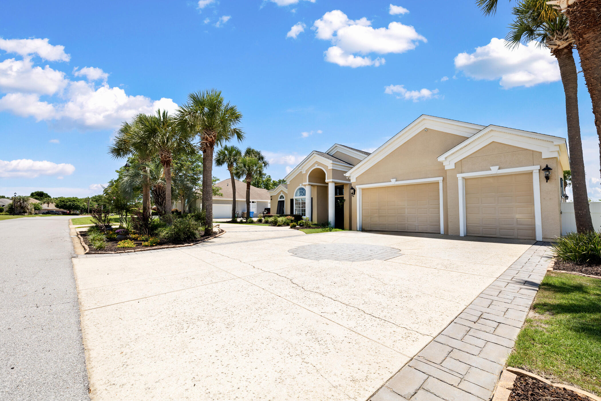 BAY POINT - Residential