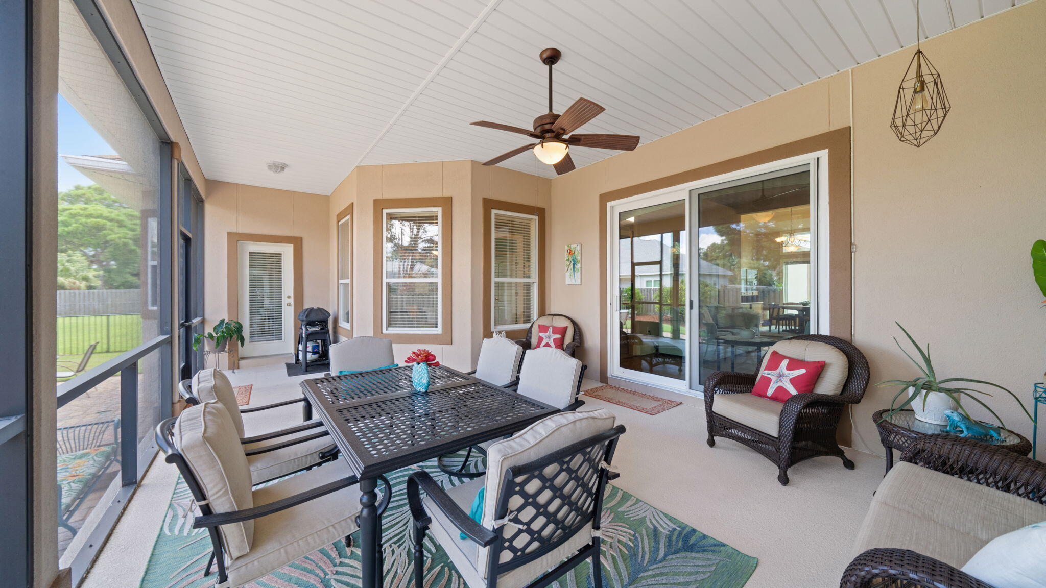 Emerald Lakes - Residential