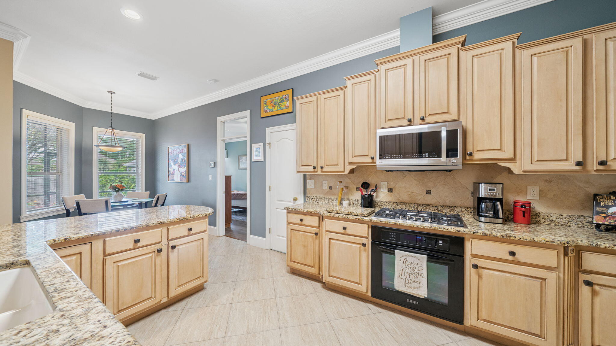 Emerald Lakes - Residential