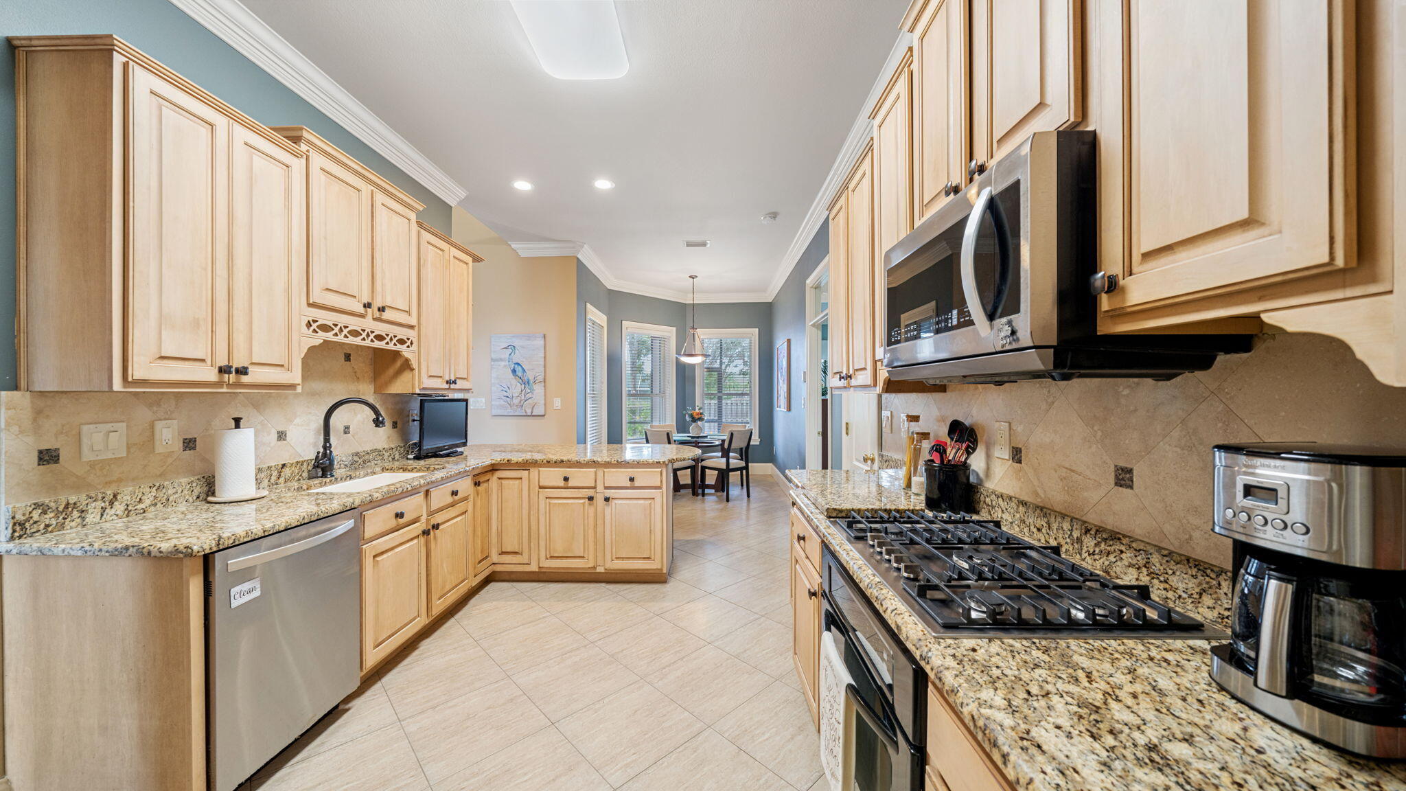 Emerald Lakes - Residential