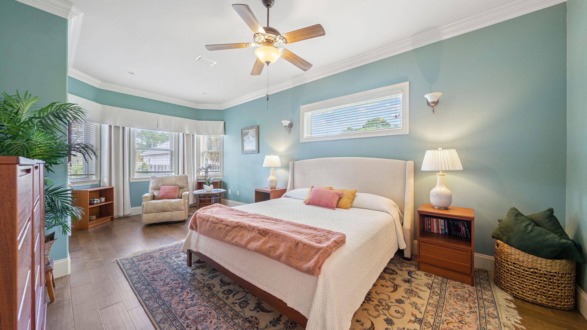 Emerald Lakes - Residential