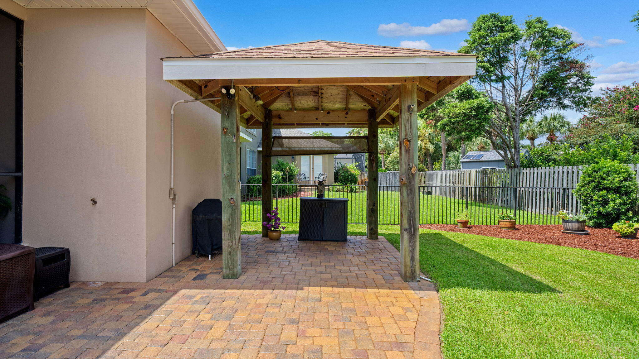 Emerald Lakes - Residential