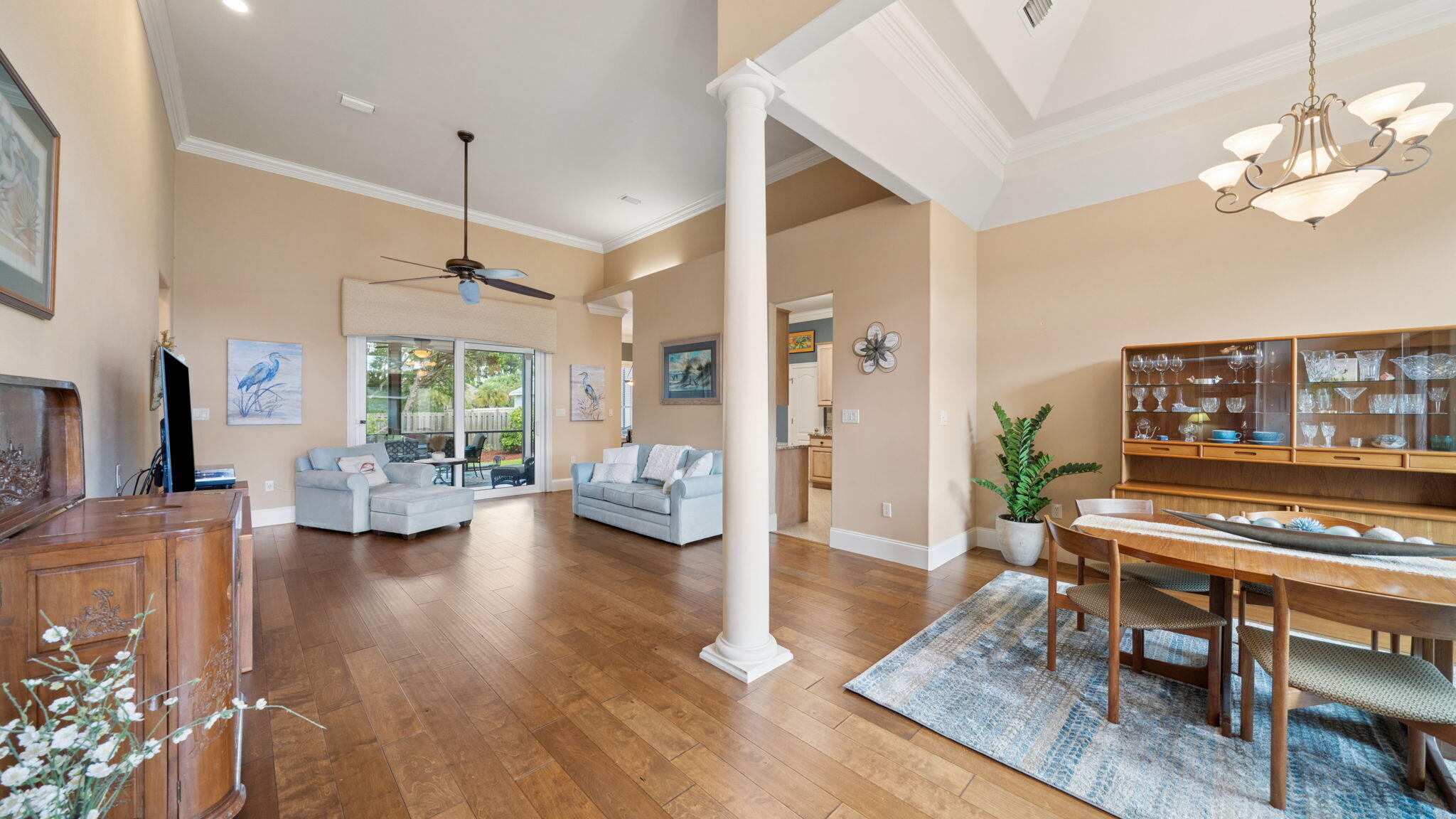 Emerald Lakes - Residential