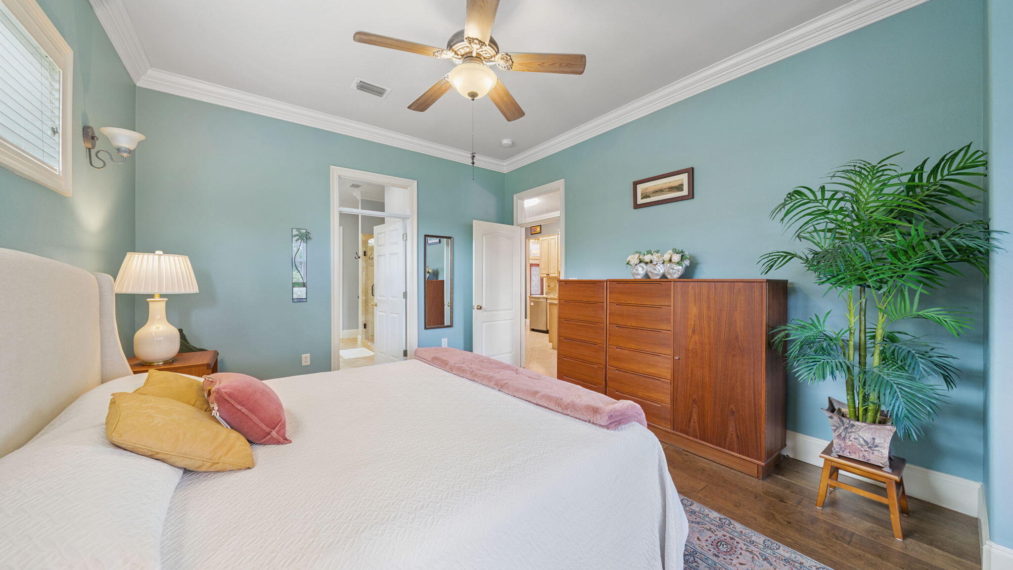 Emerald Lakes - Residential