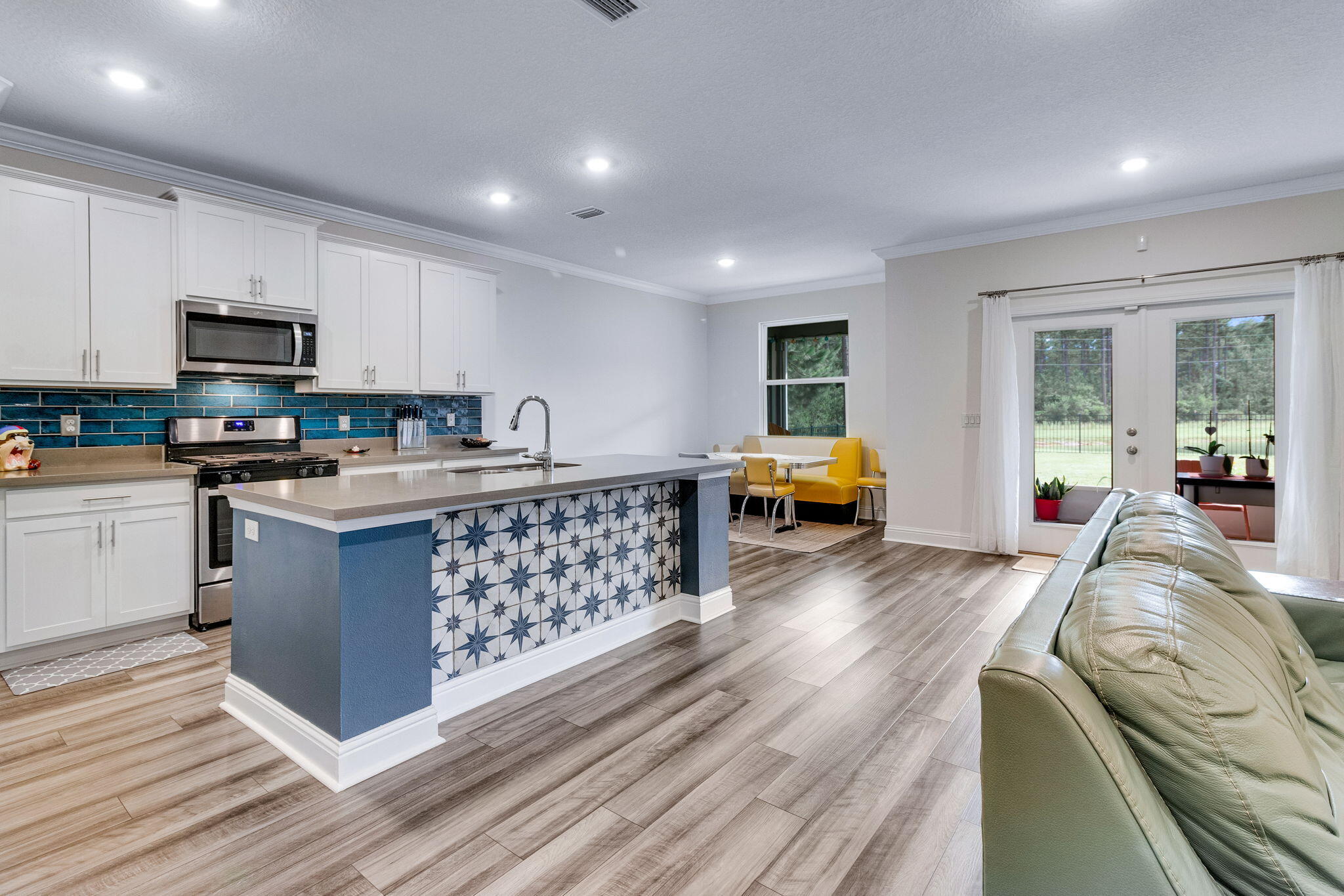 HAMMOCK BAY - Residential