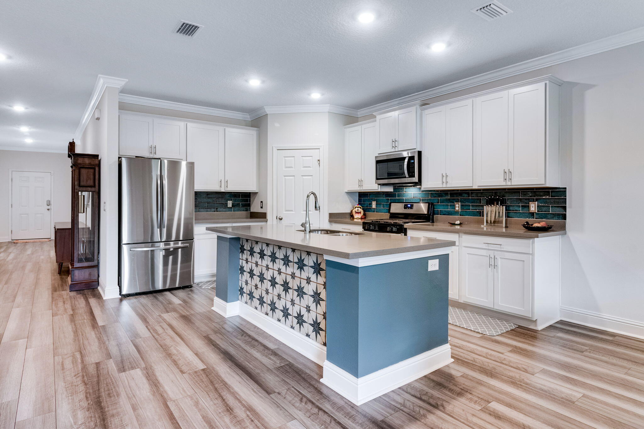 HAMMOCK BAY - Residential