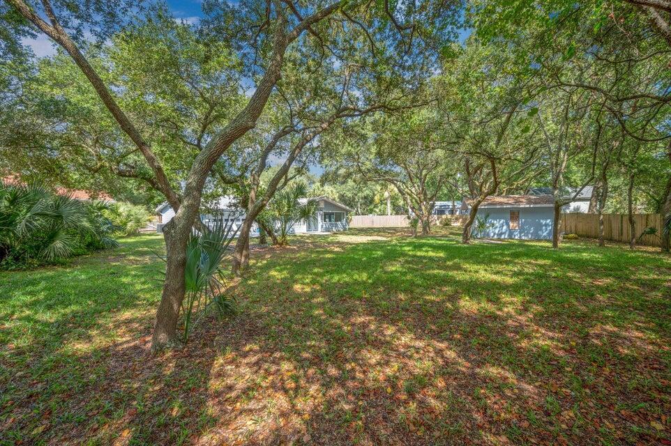 ELLIOTTS POINT 4TH ADDN - Residential