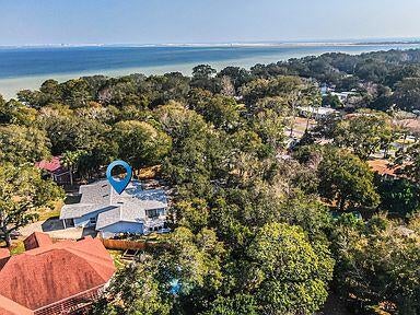 ELLIOTTS POINT 4TH ADDN - Residential