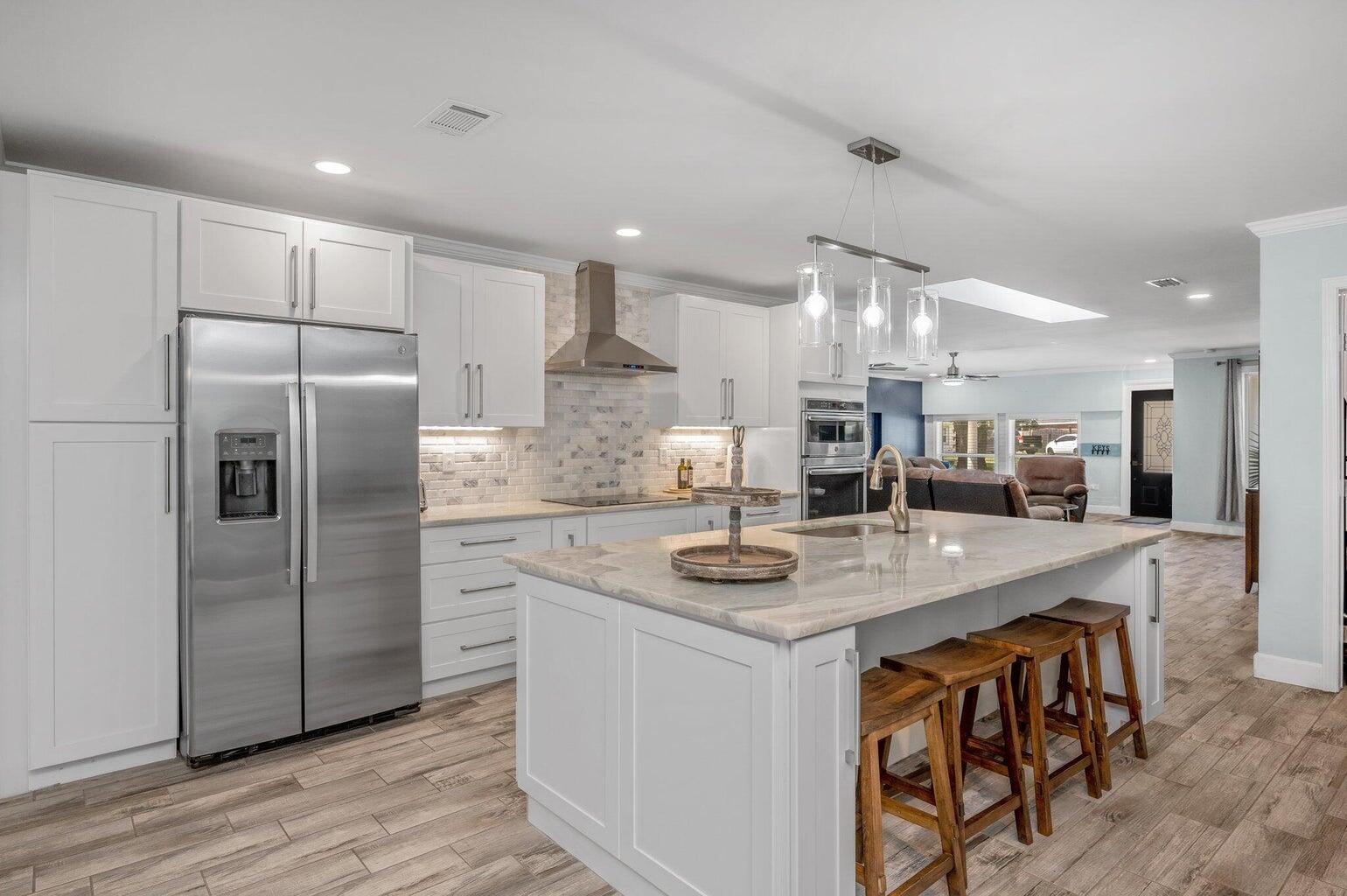 ELLIOTTS POINT 4TH ADDN - Residential