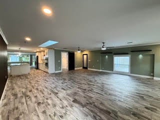 ELLIOTTS POINT 4TH ADDN - Residential