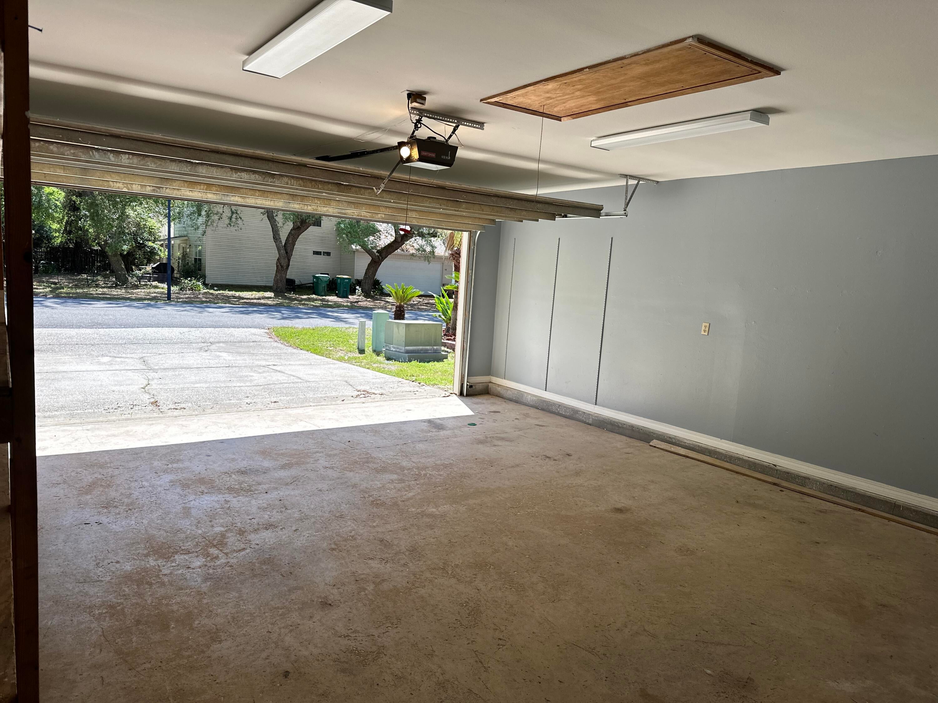 INDIGO VILLAGE - Residential Lease