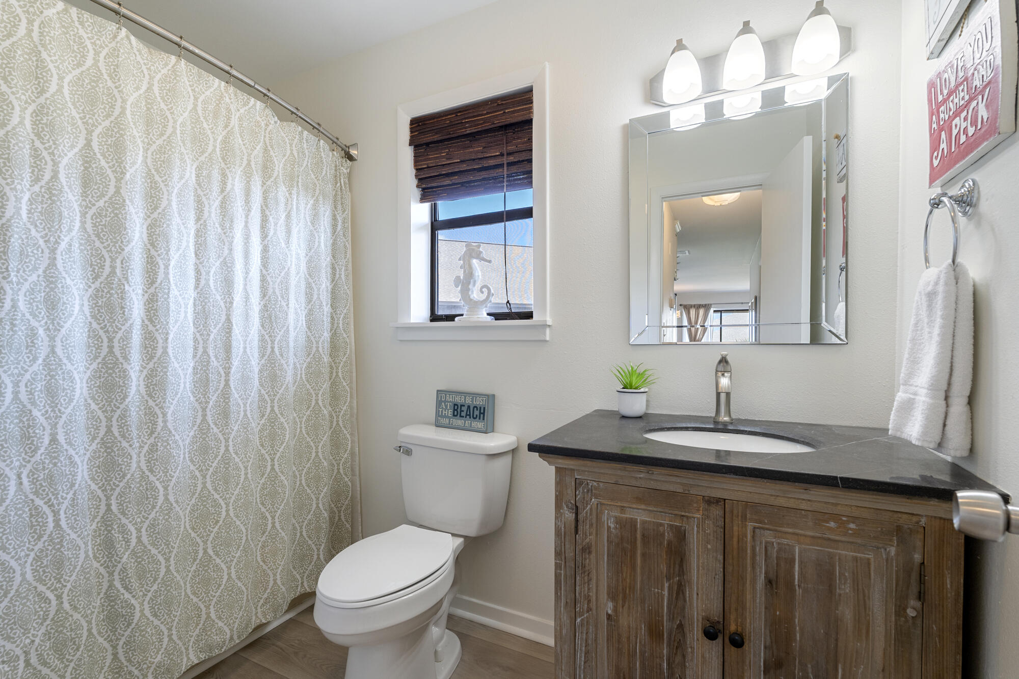 BEACHWOOD VILLAS CONDO - Residential