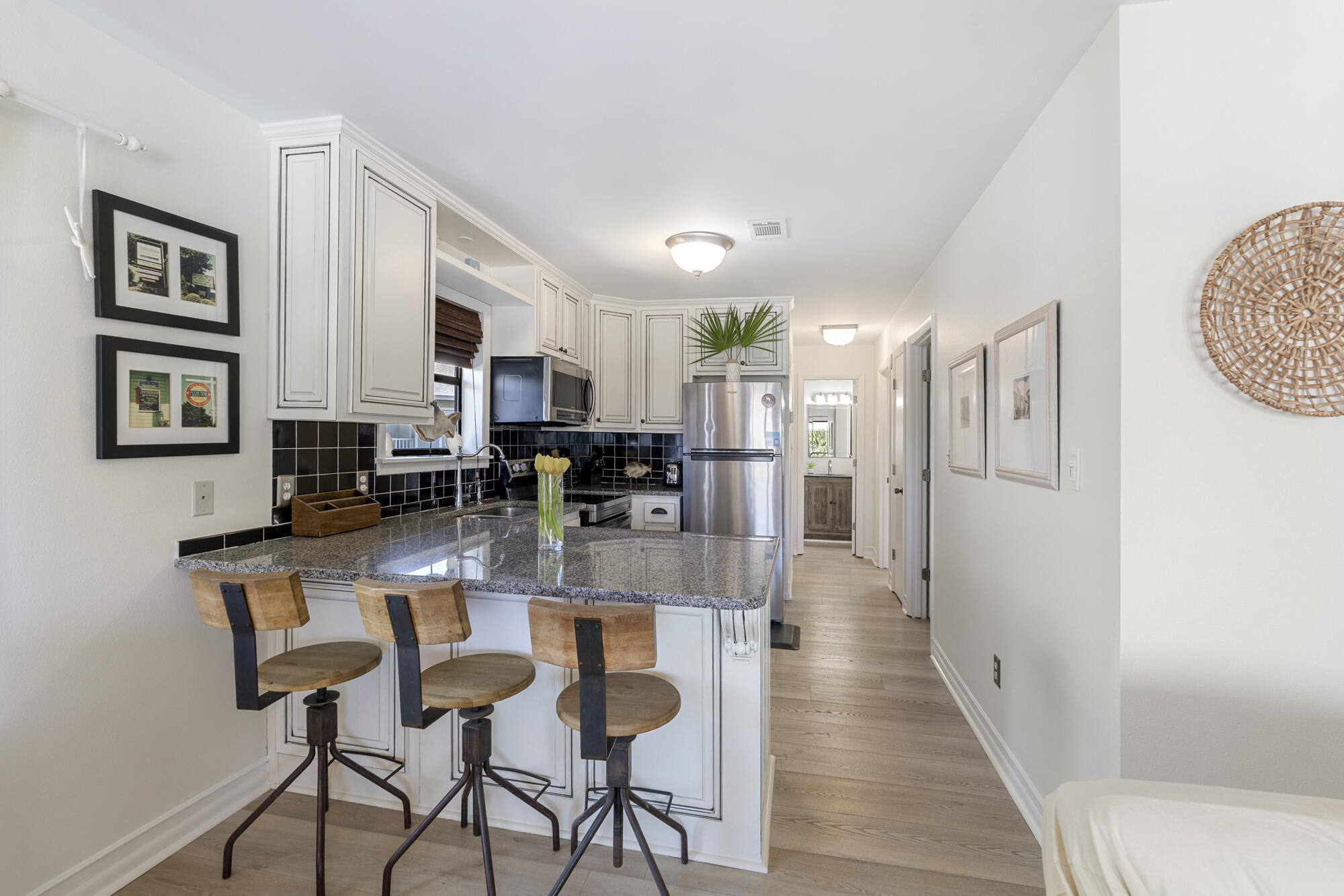 BEACHWOOD VILLAS CONDO - Residential