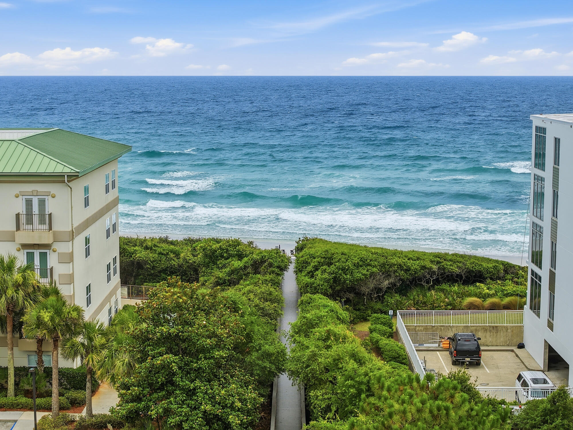 BEACHWOOD VILLAS CONDO - Residential