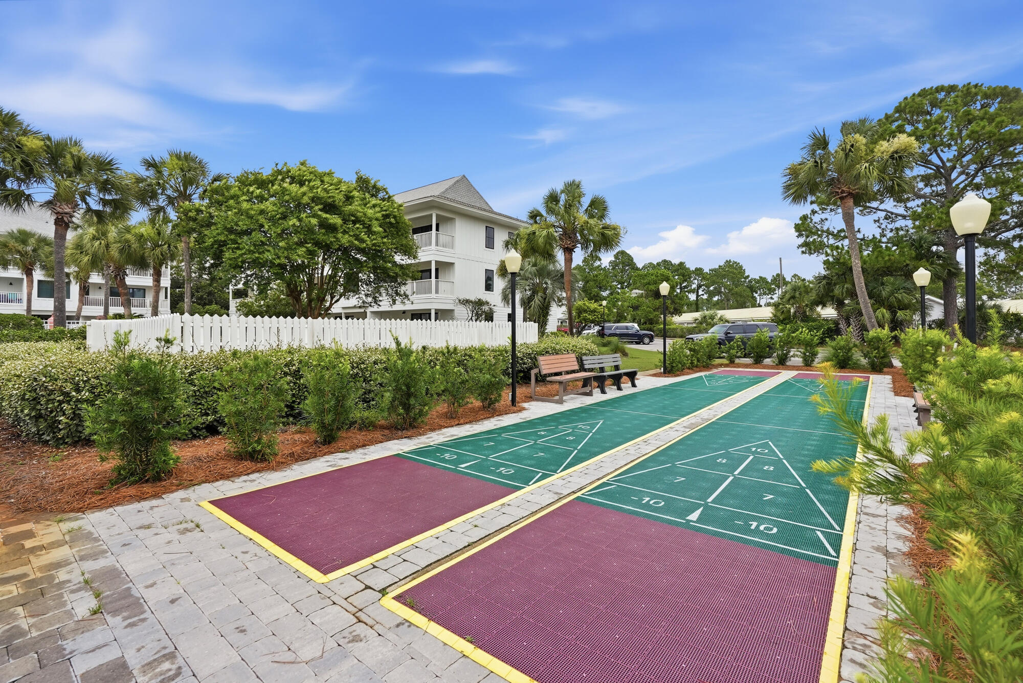 BEACHWOOD VILLAS CONDO - Residential