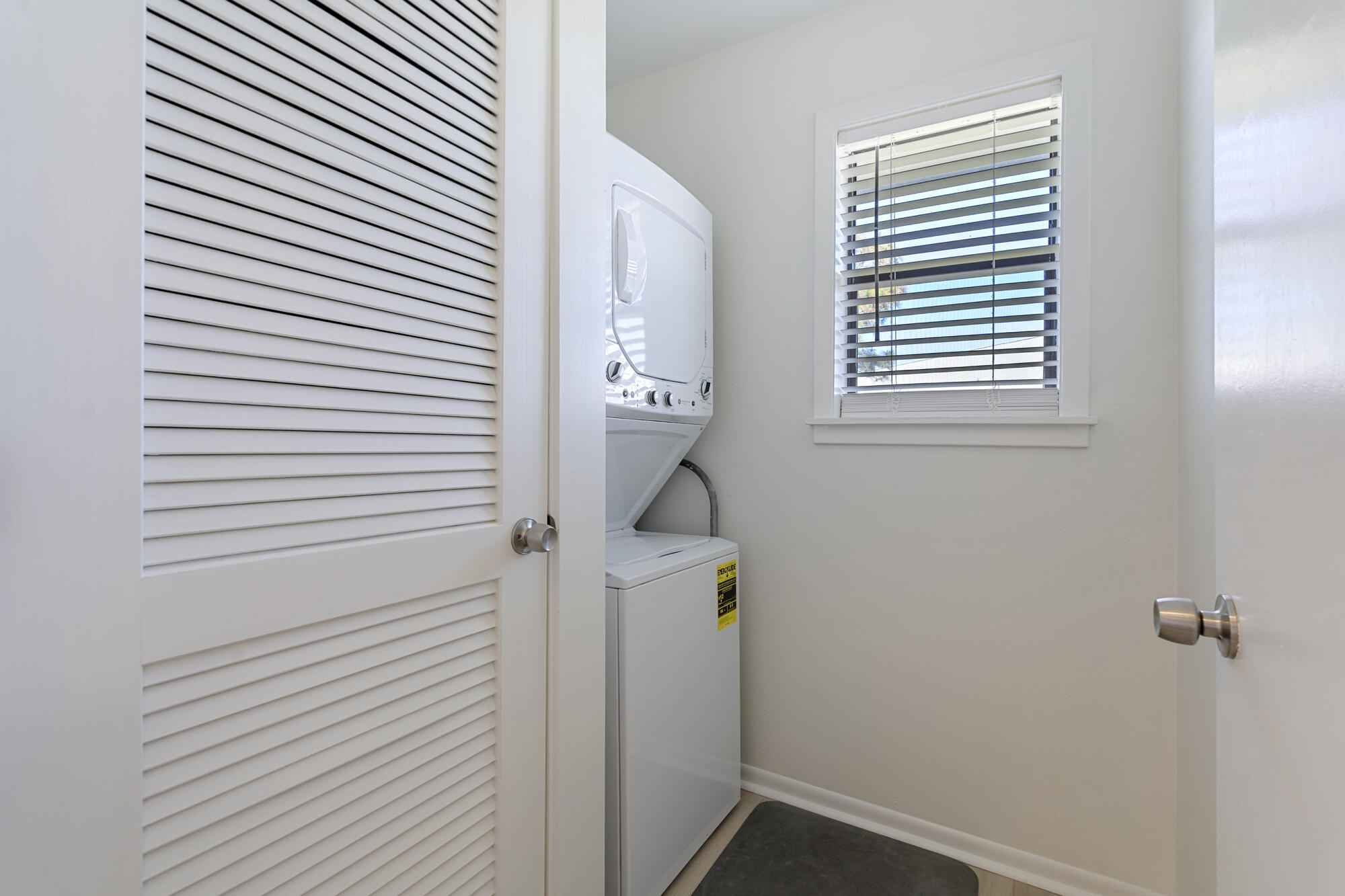 BEACHWOOD VILLAS CONDO - Residential