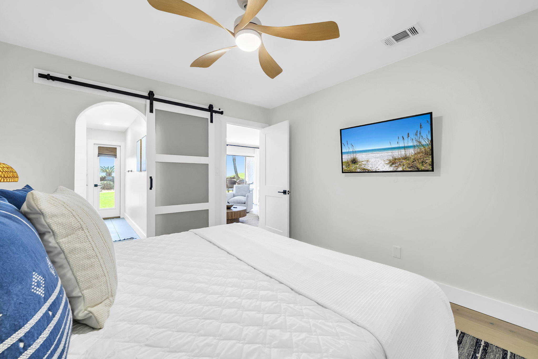 CAPISTRANO CONDO - Residential