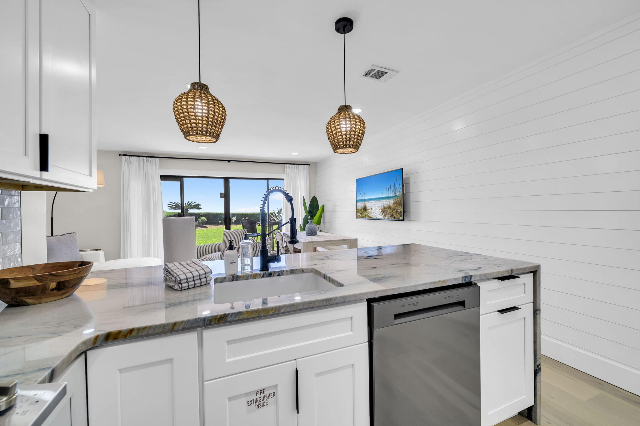 CAPISTRANO CONDO - Residential