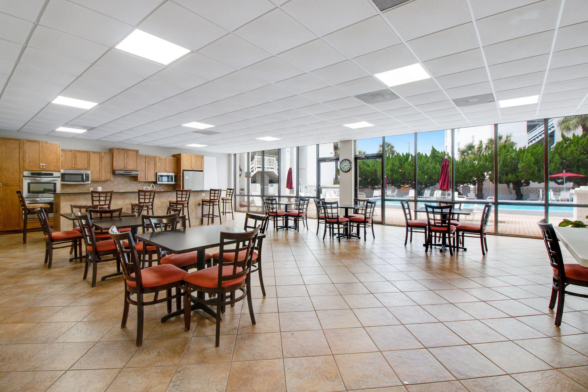 EL MATADOR CONDO - Residential