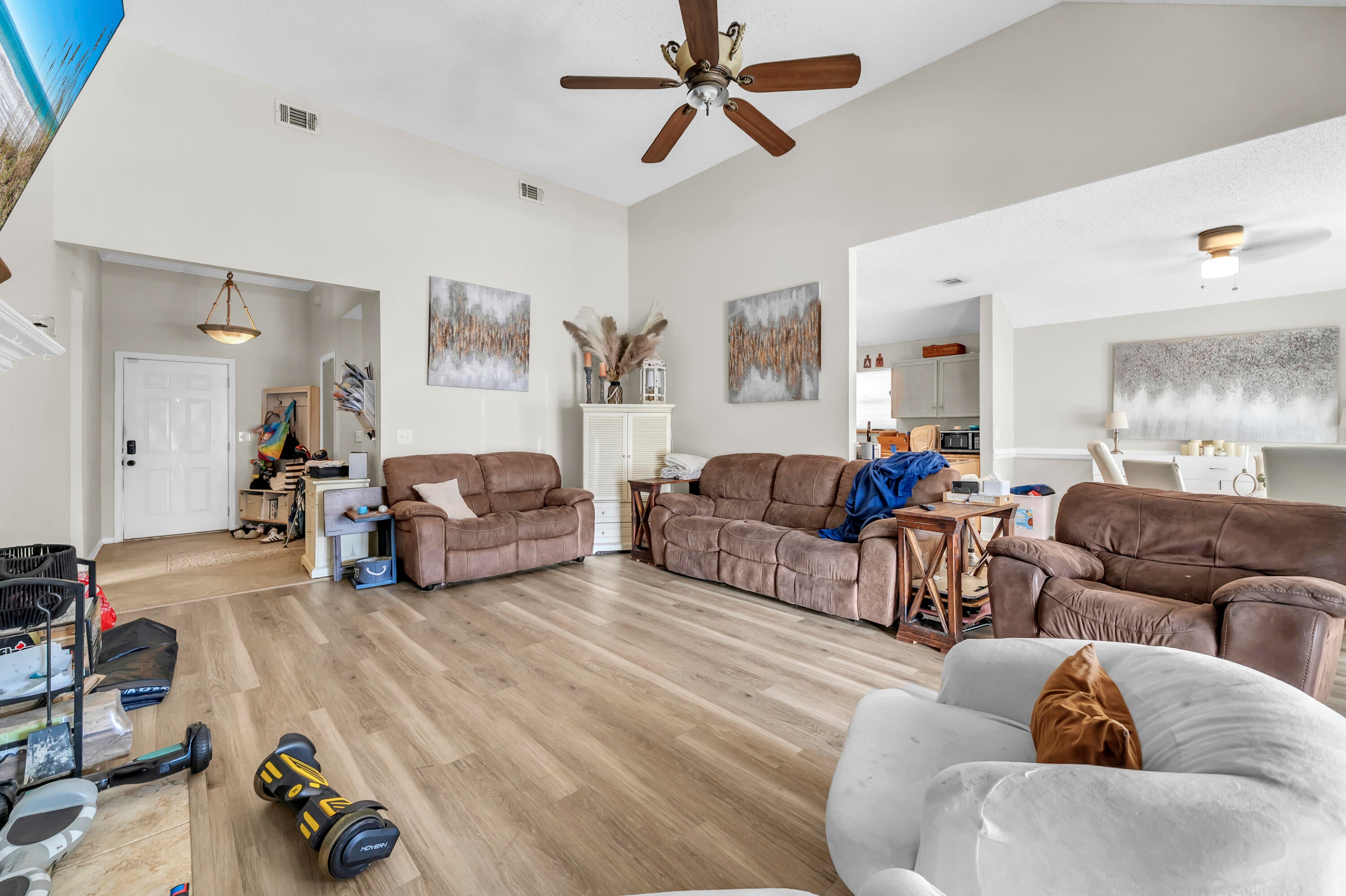 HARBOR BREEZE - Residential