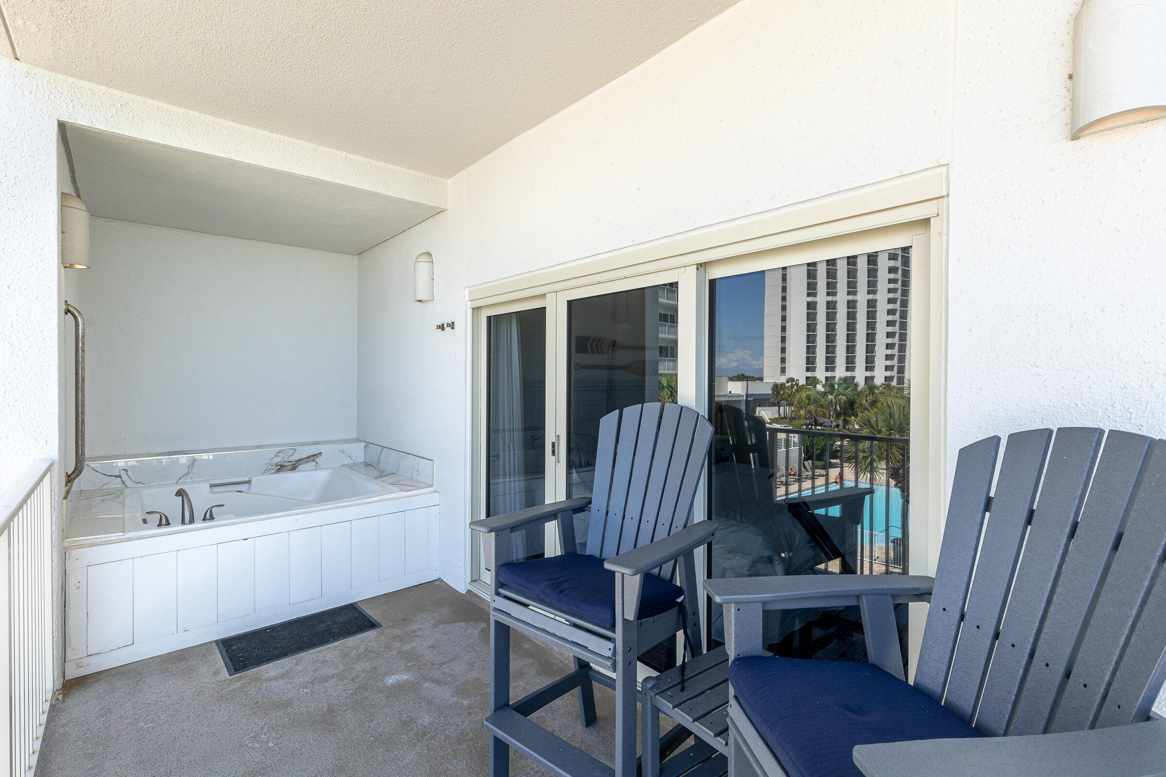 TOPS'L BEACH MANOR - Residential
