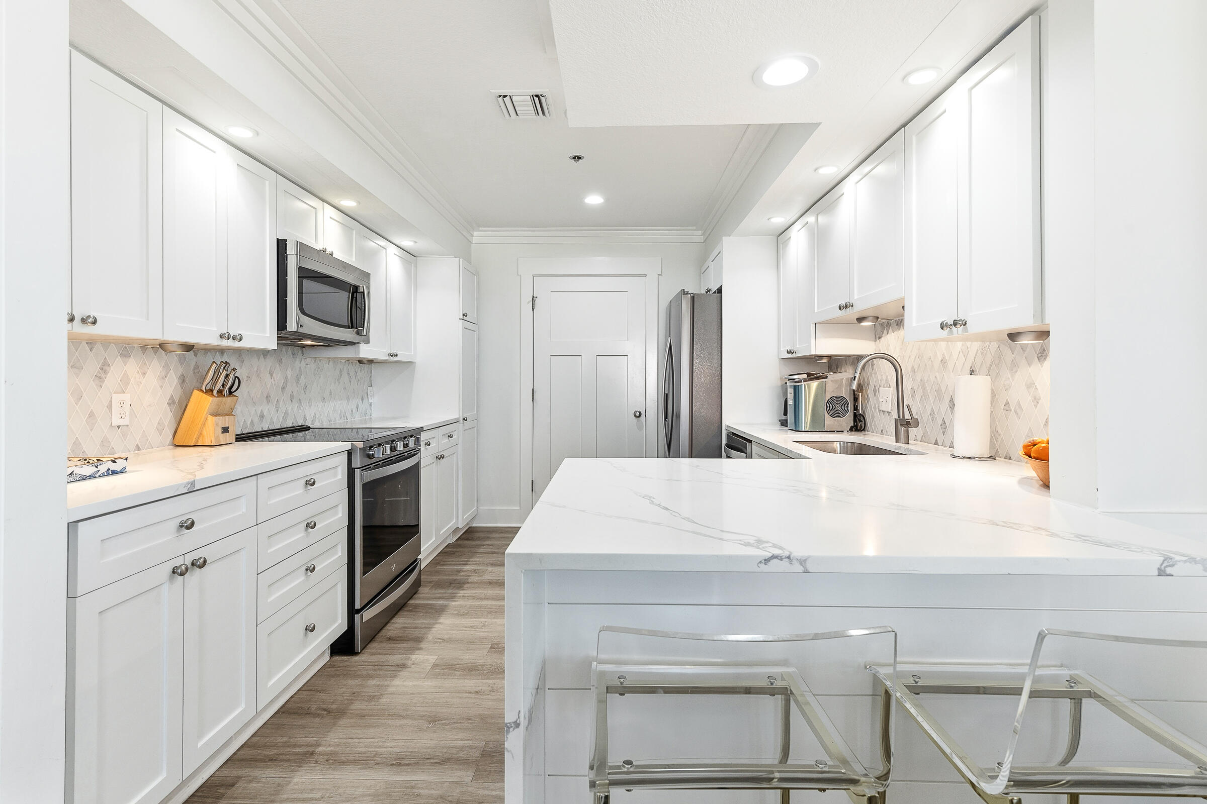 TOPS'L BEACH MANOR - Residential