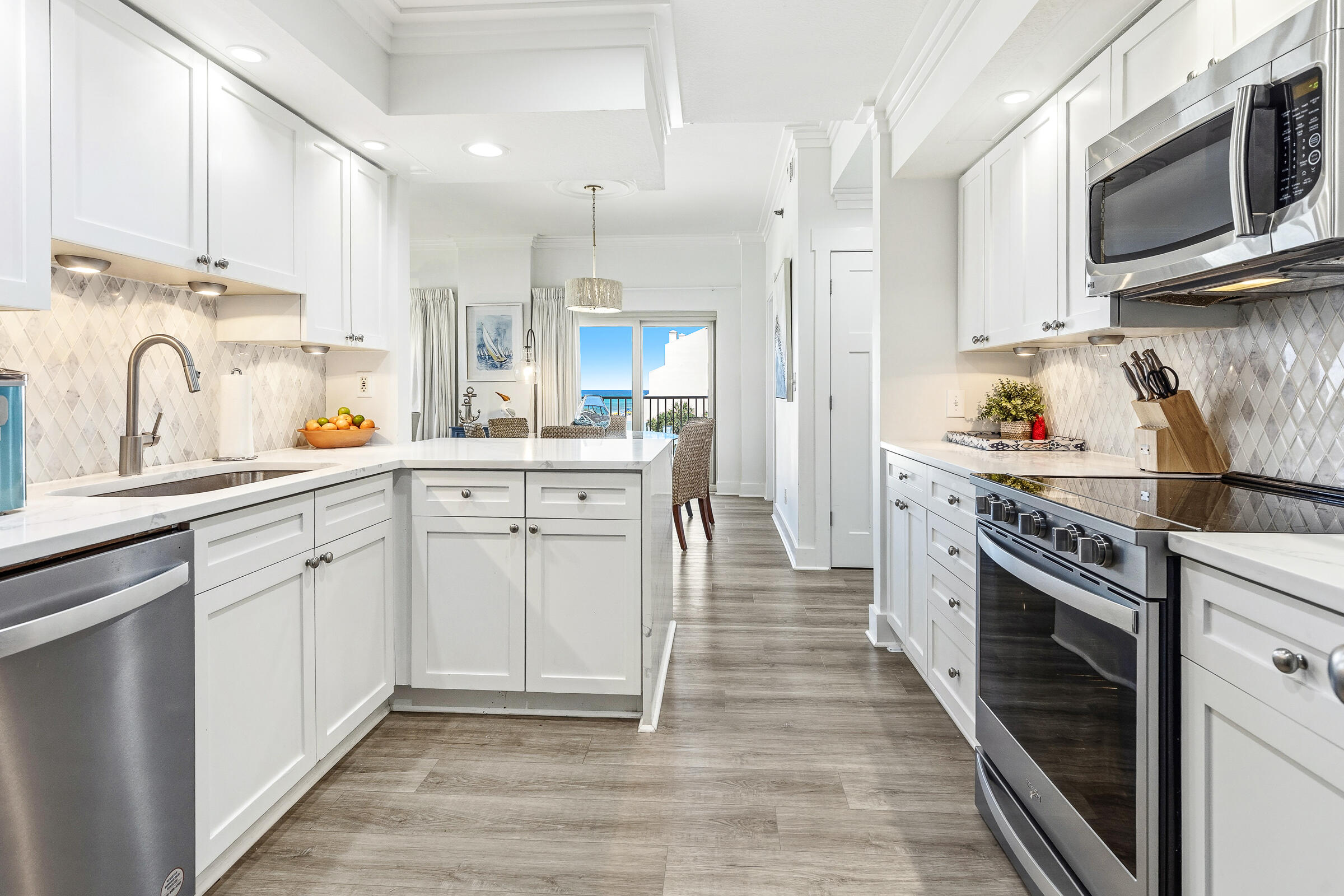 TOPS'L BEACH MANOR - Residential