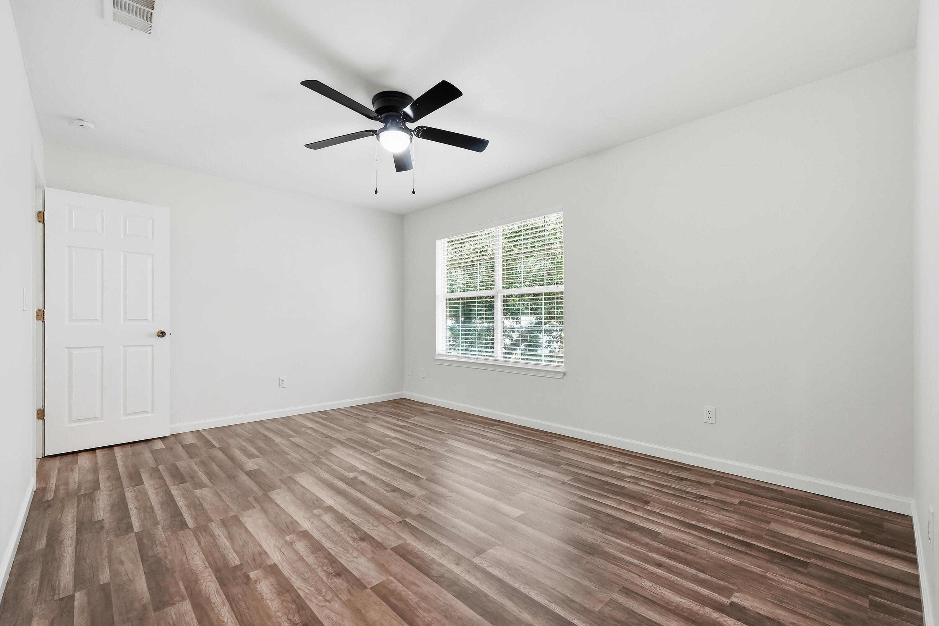 METES & BOUNDS - Residential Lease