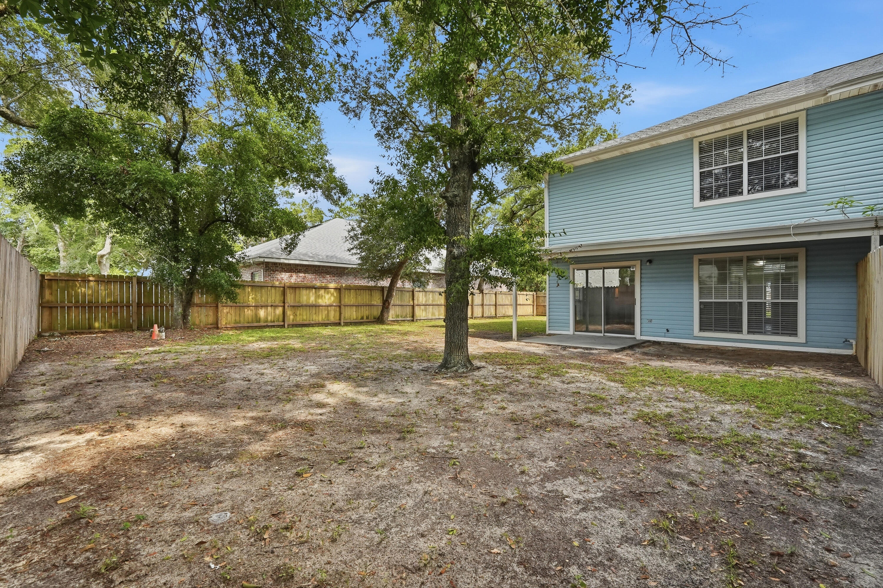METES & BOUNDS - Residential Lease