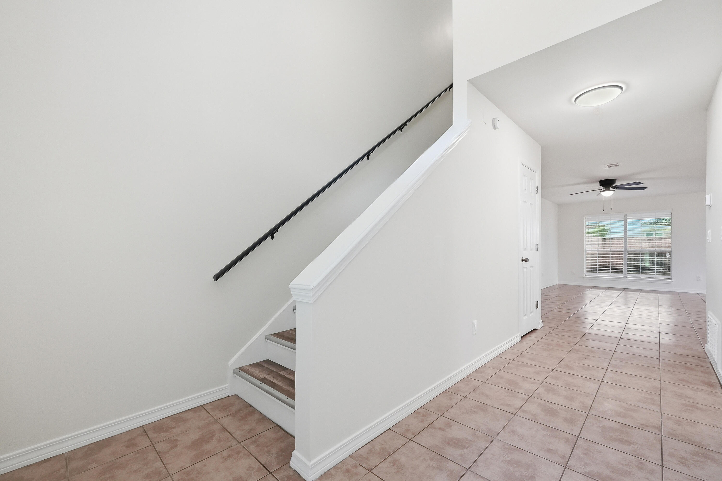 METES & BOUNDS - Residential Lease