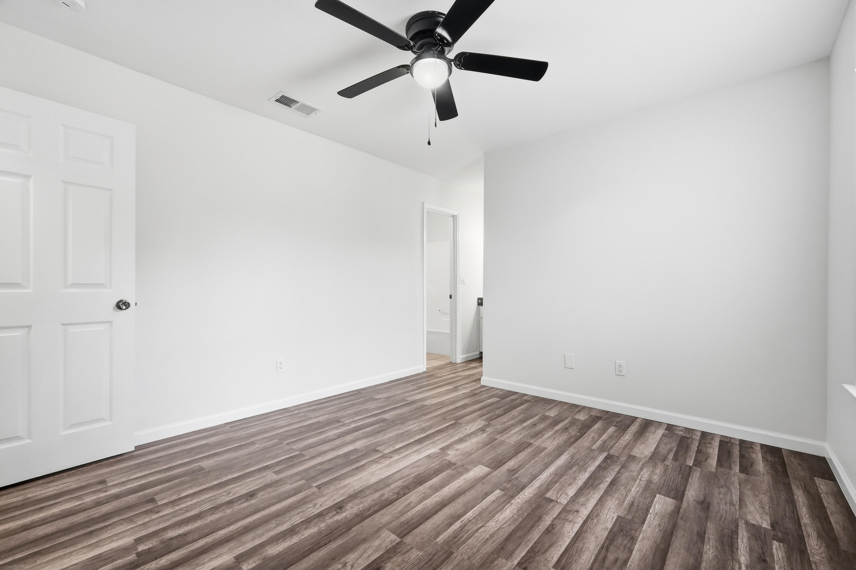 METES & BOUNDS - Residential Lease