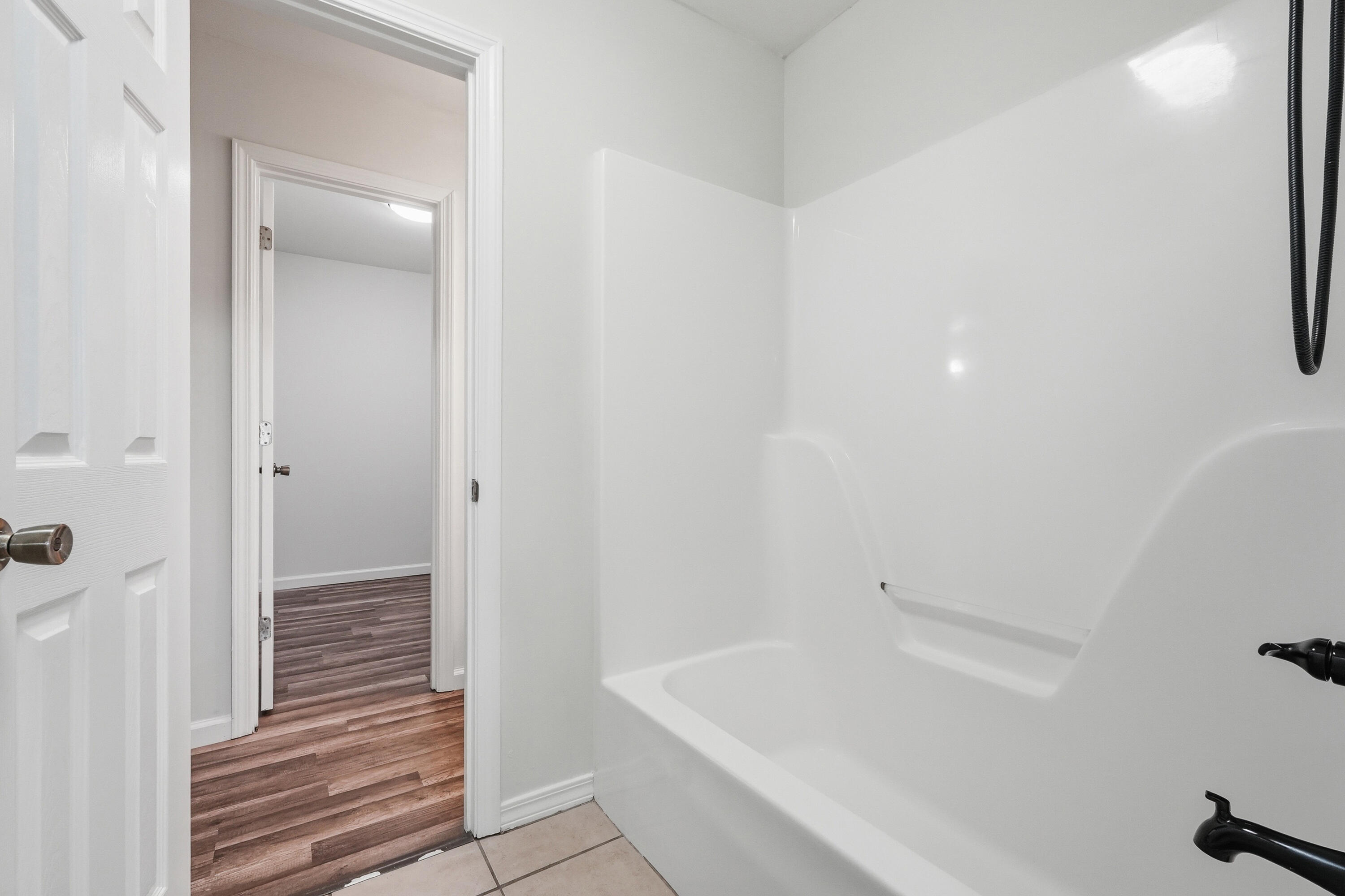 METES & BOUNDS - Residential Lease