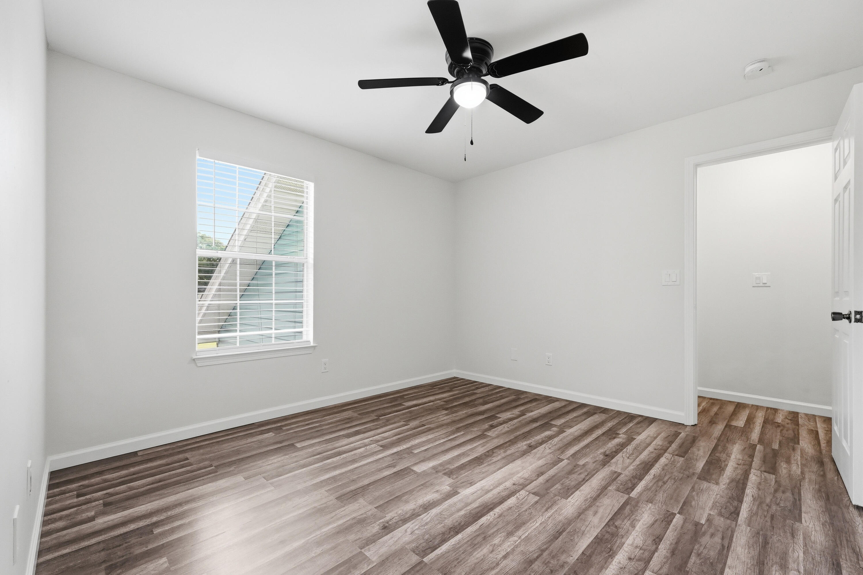 METES & BOUNDS - Residential Lease