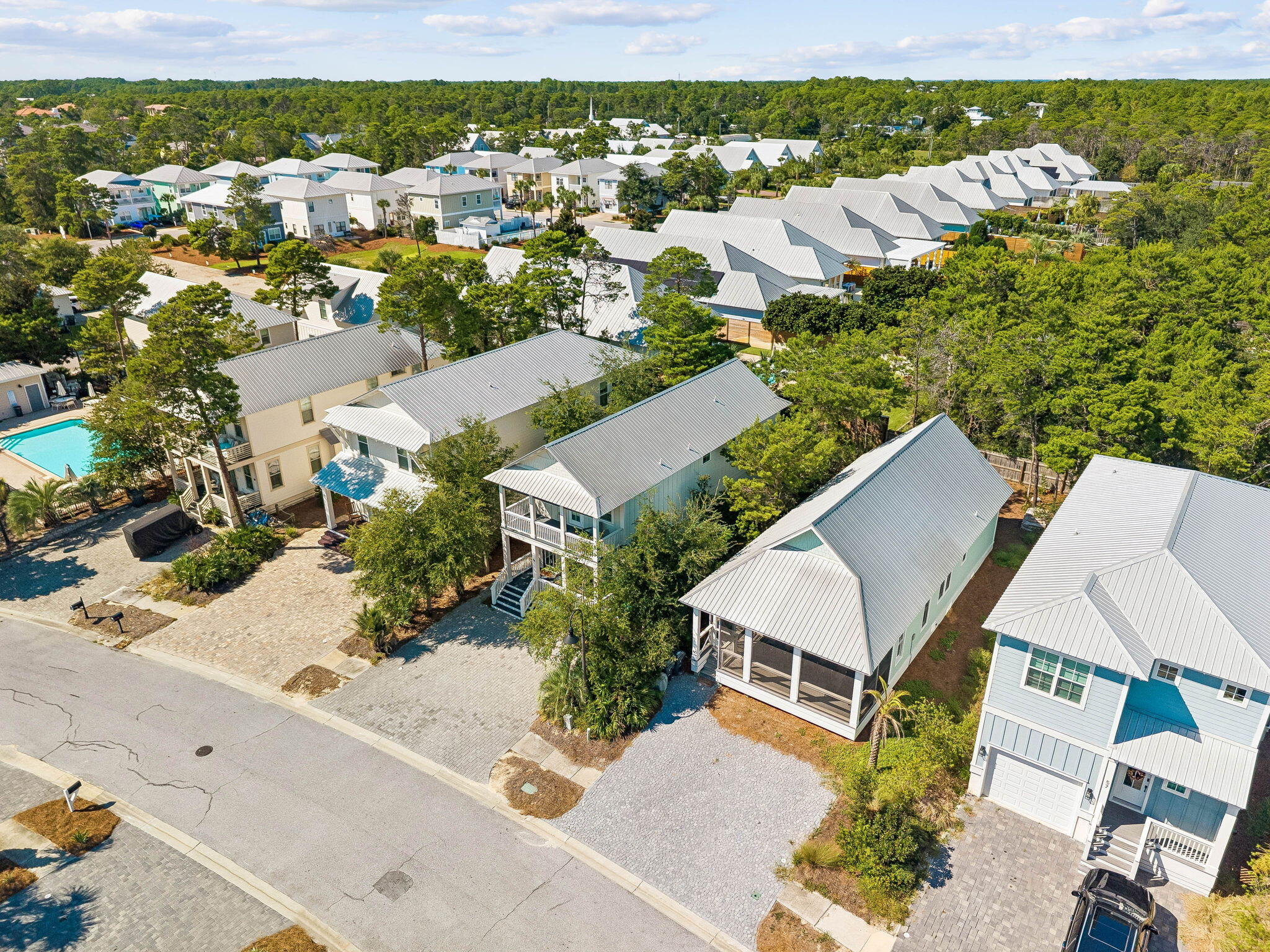 SHADOW PINES - Residential