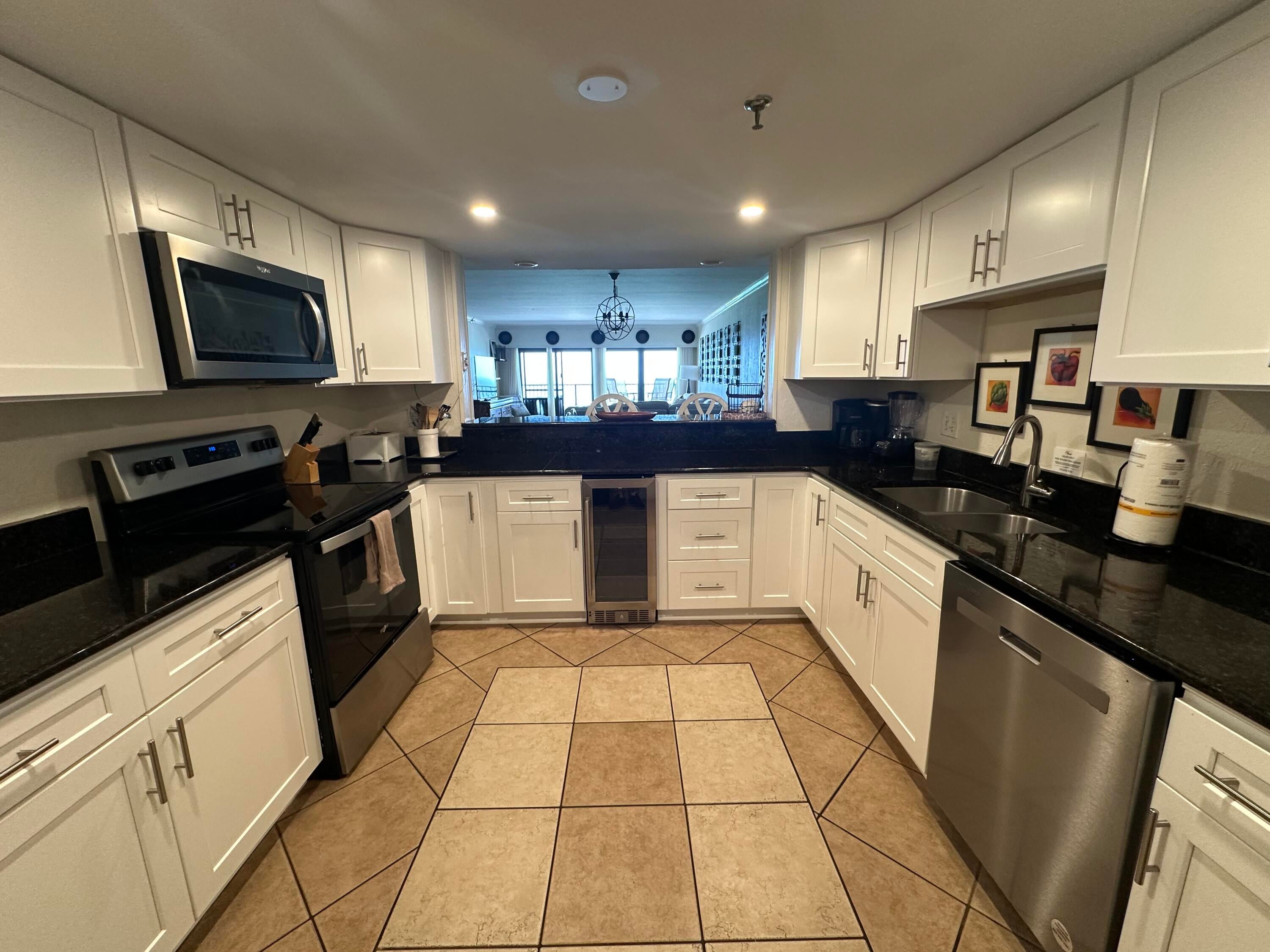 BREAKERS EAST - Residential