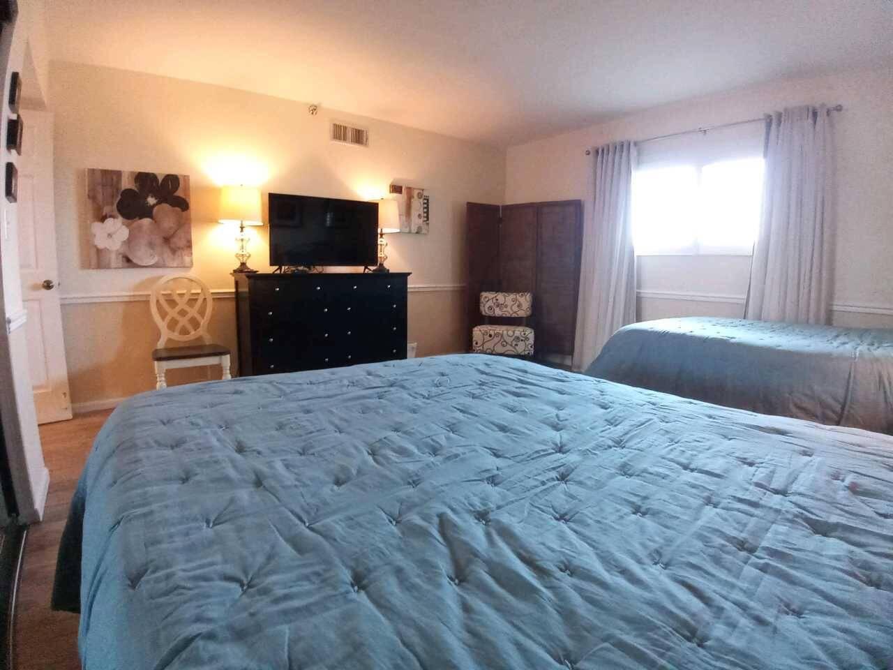 BREAKERS EAST - Residential
