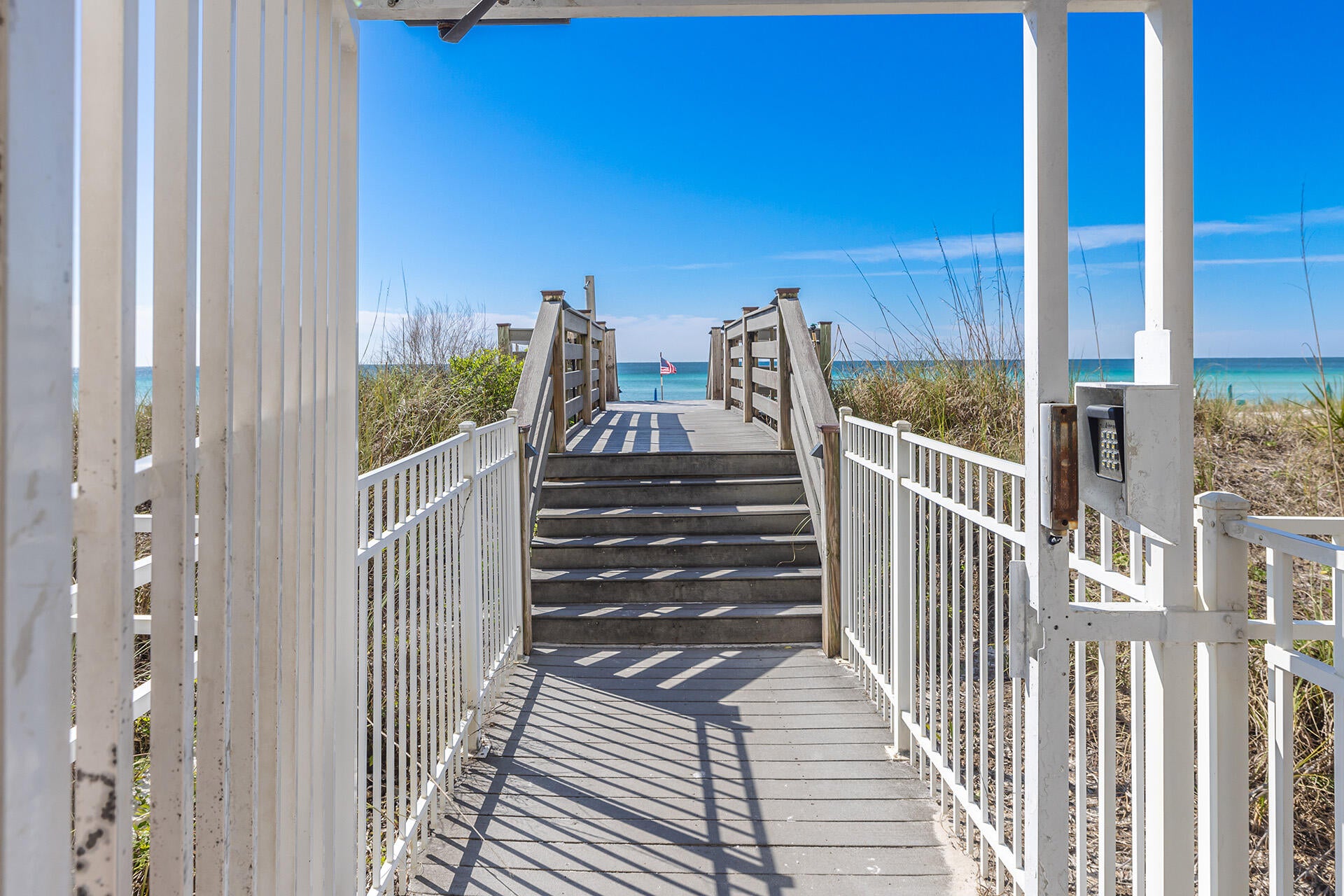 BREAKERS EAST - Residential
