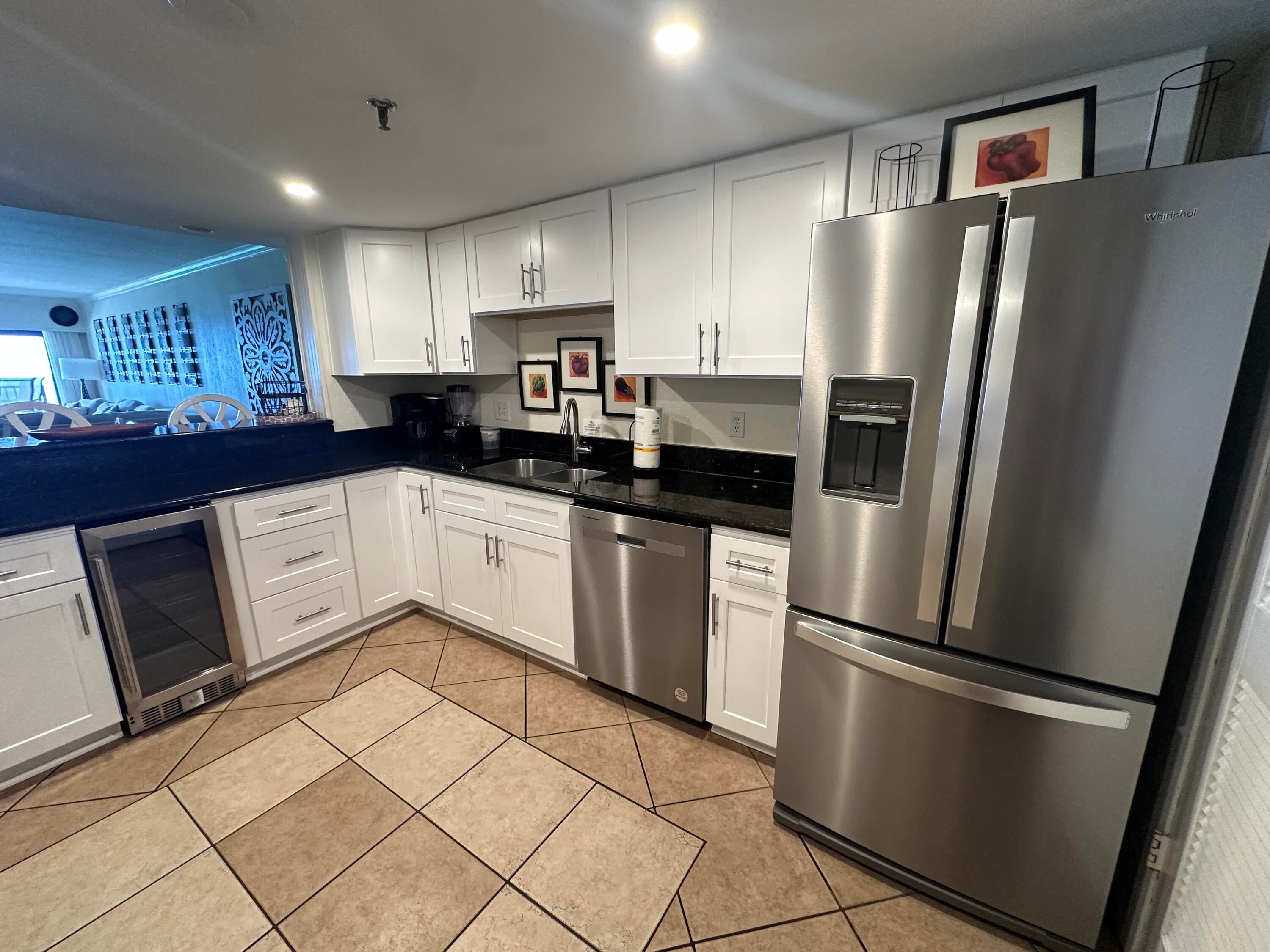 BREAKERS EAST - Residential