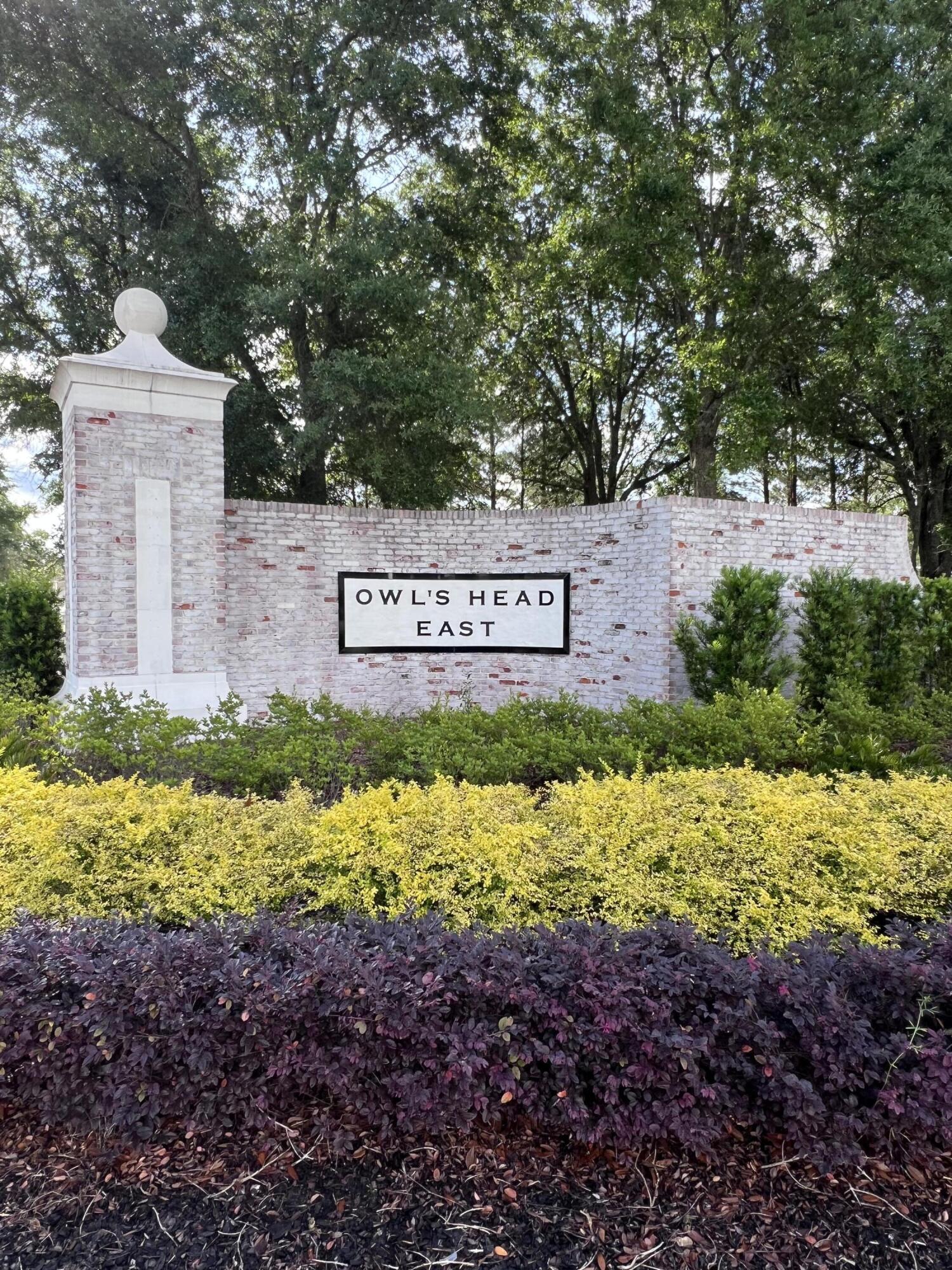 OWL'S HEAD - Land
