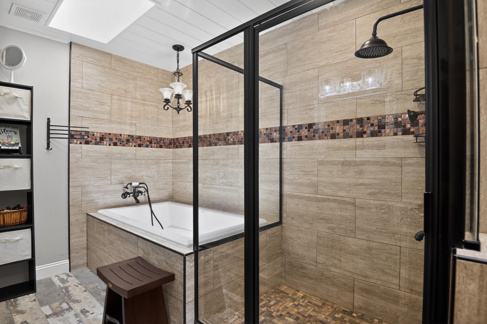 GLENEAGLES GREEN BLUEWATER BAY - Residential