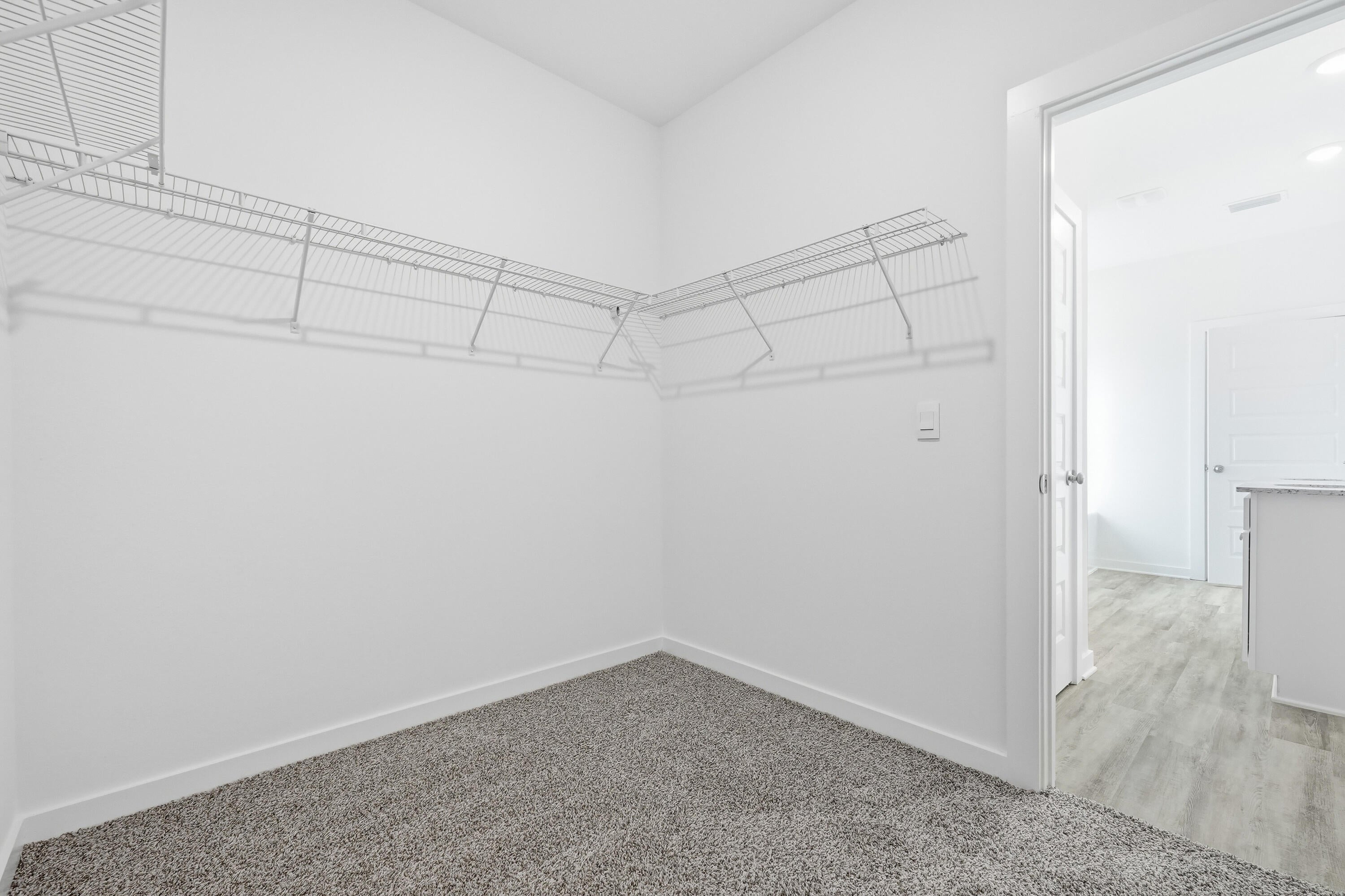 Owl's Head East - Residential Lease