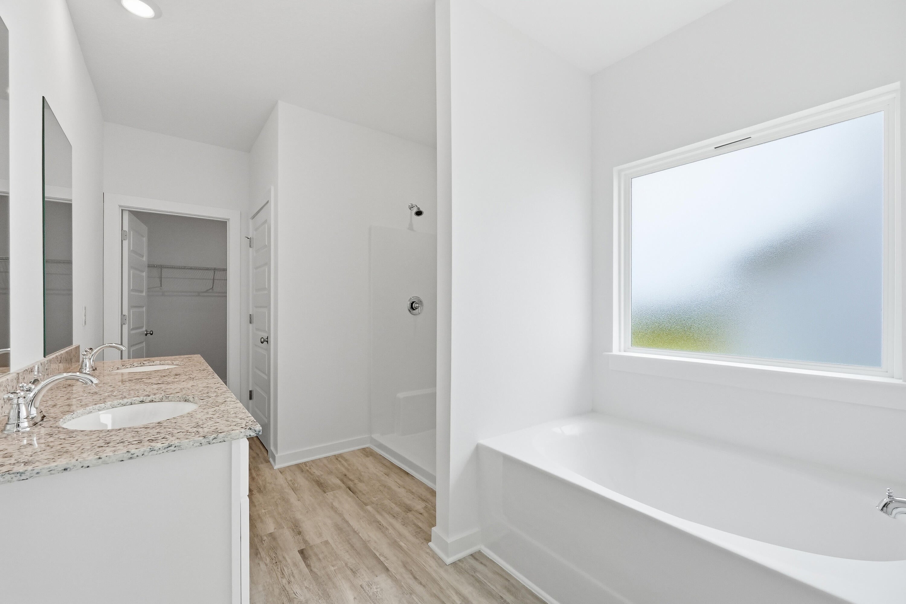 Owl's Head East - Residential Lease
