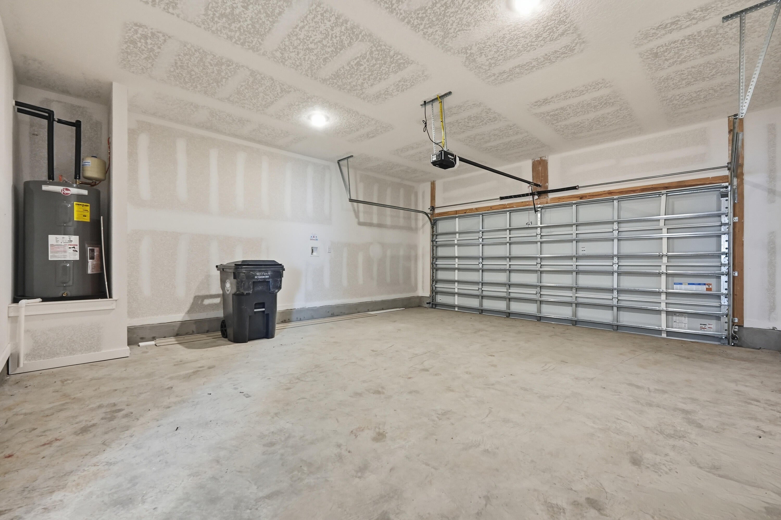 Owl's Head East - Residential Lease