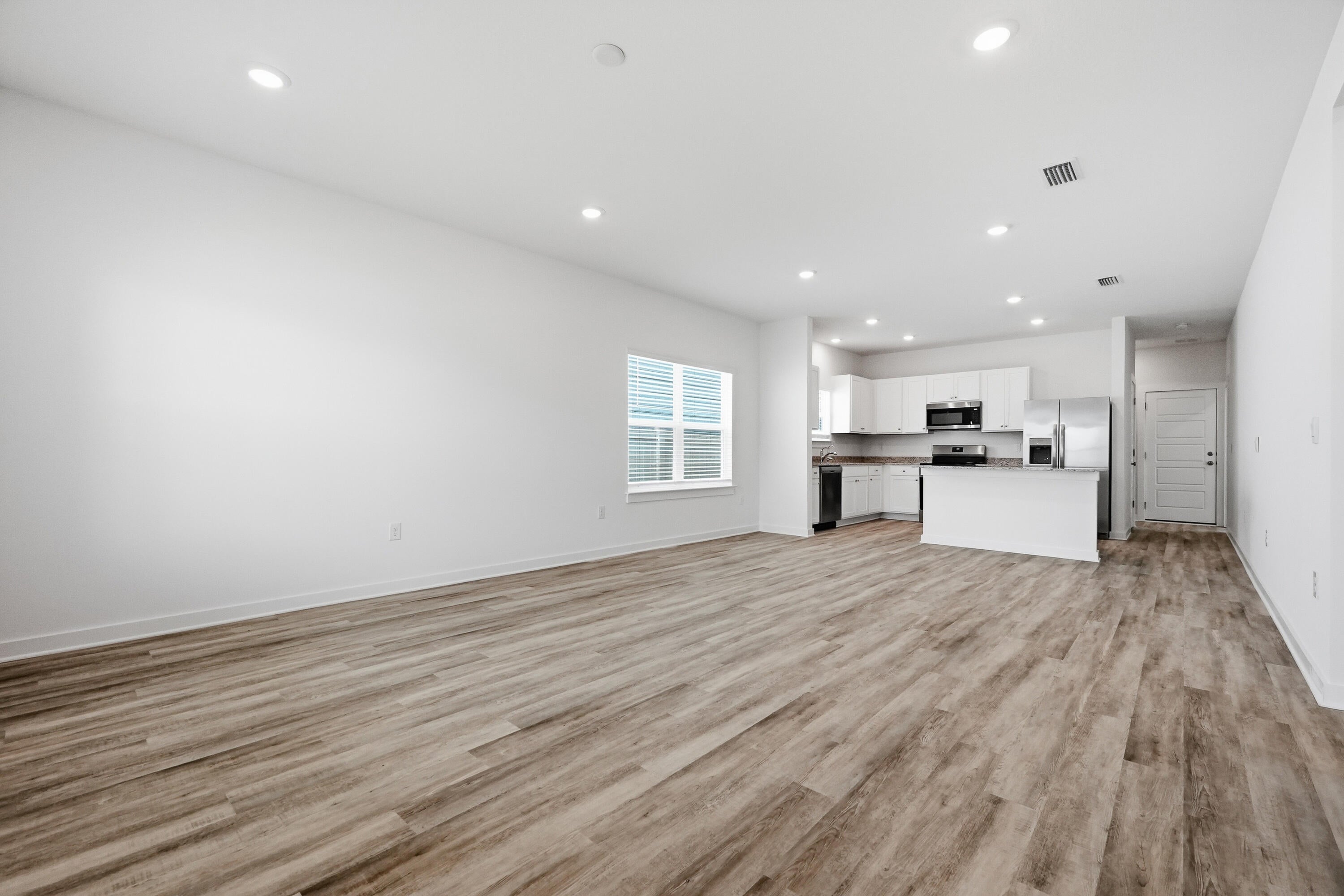 Owl's Head East - Residential Lease