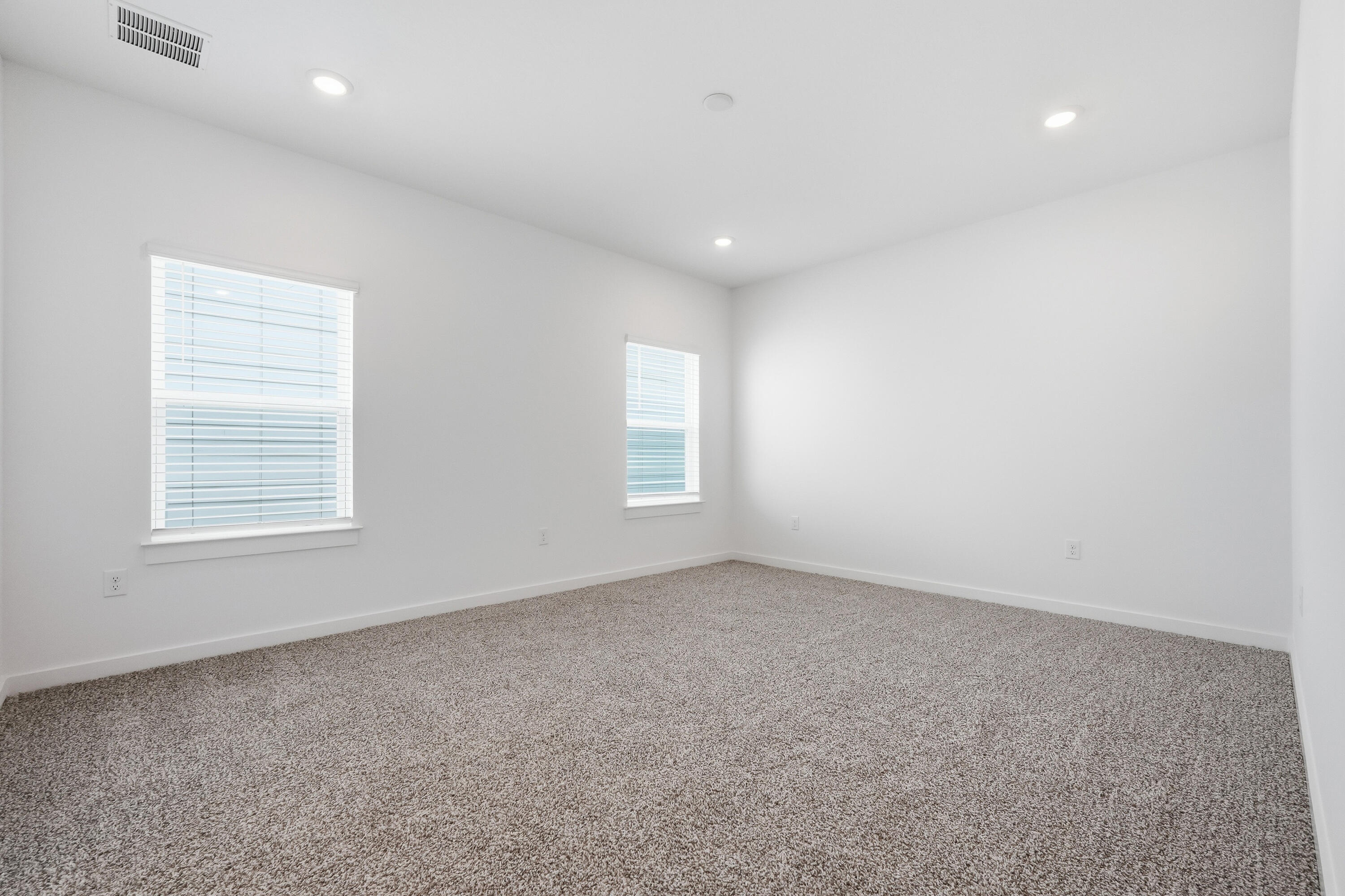 Owl's Head East - Residential Lease