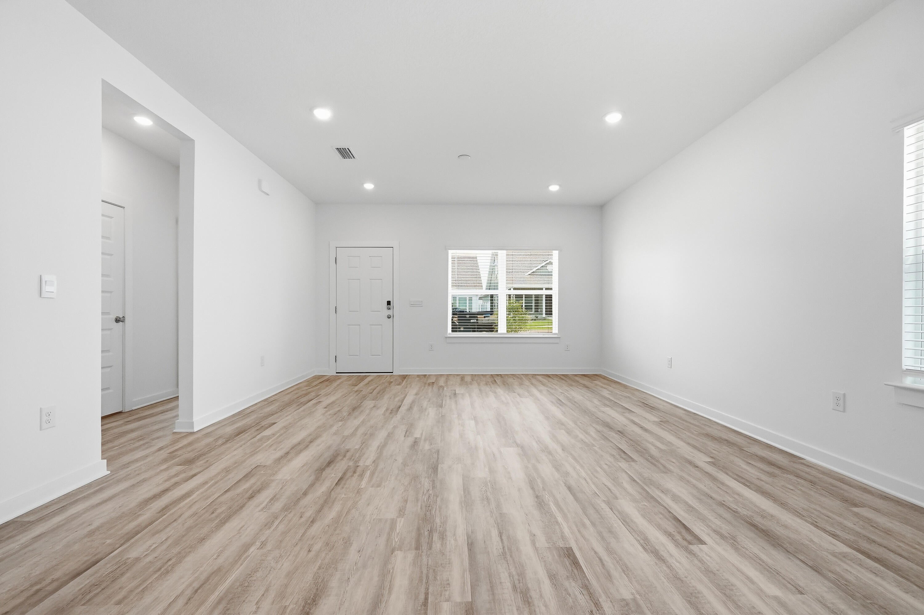 Owl's Head East - Residential Lease